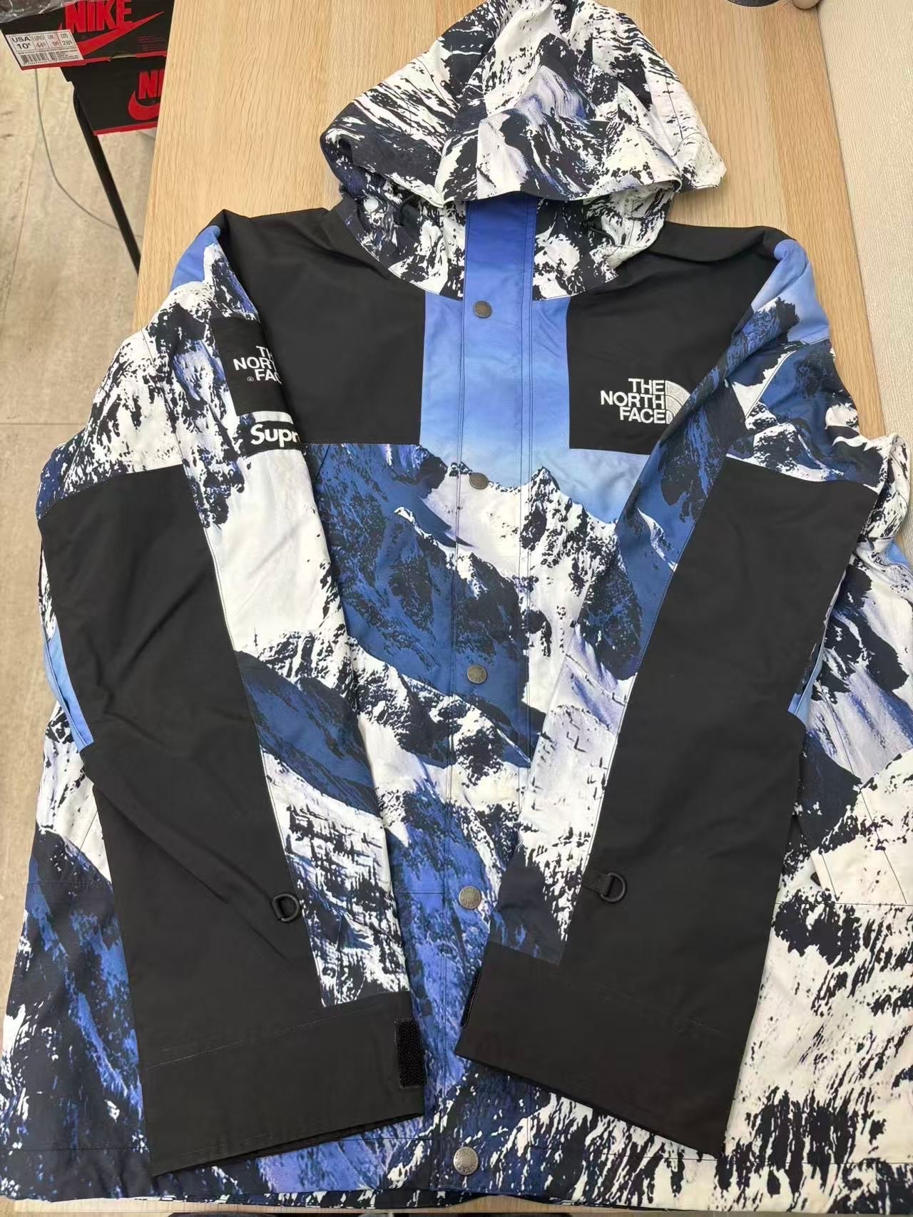 Supreme x The North Face Mountain Parka "Blue"