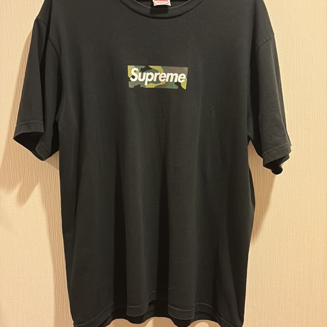 supremeボックスロゴ
