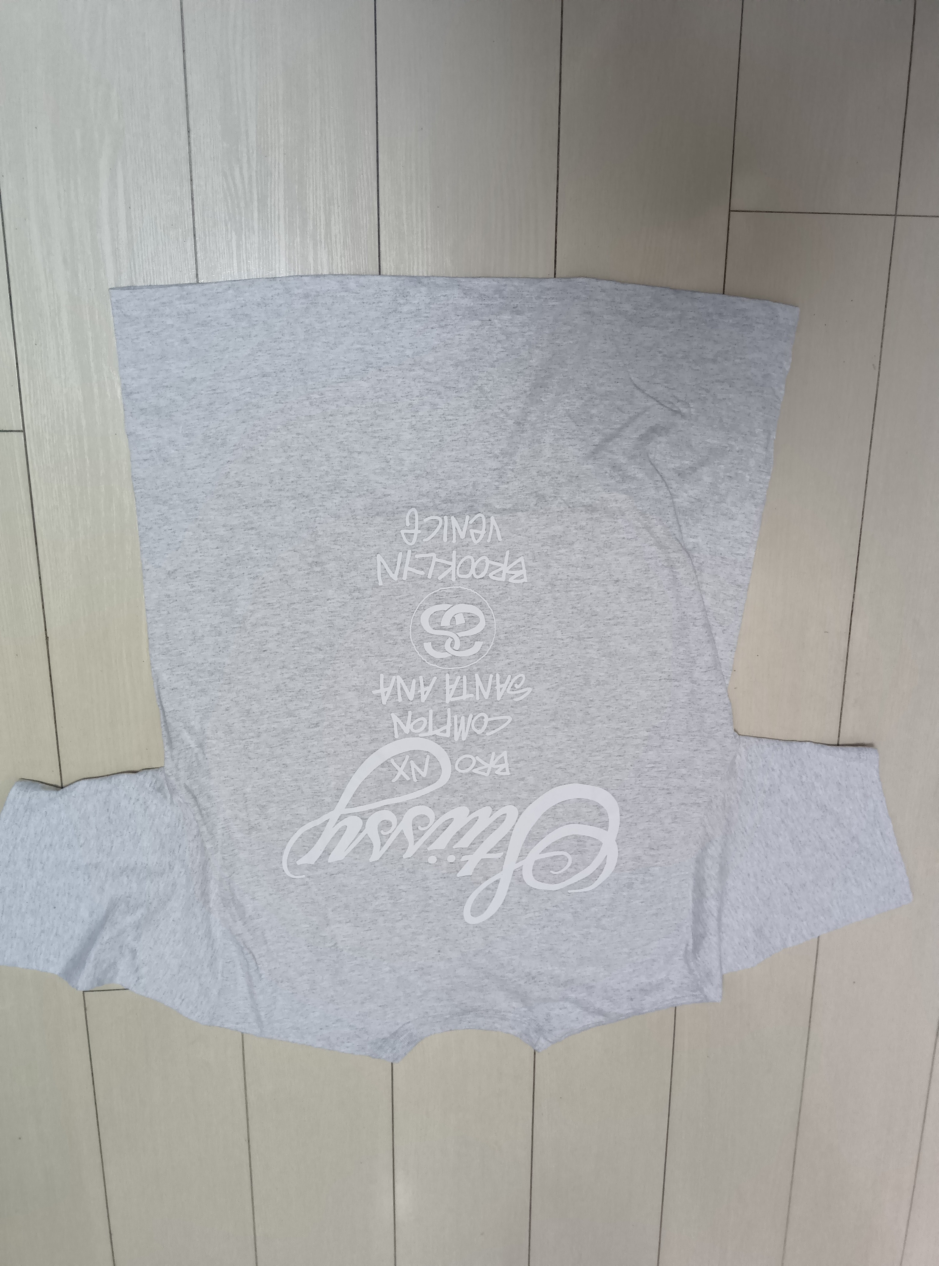 stussyTシャツ グレー