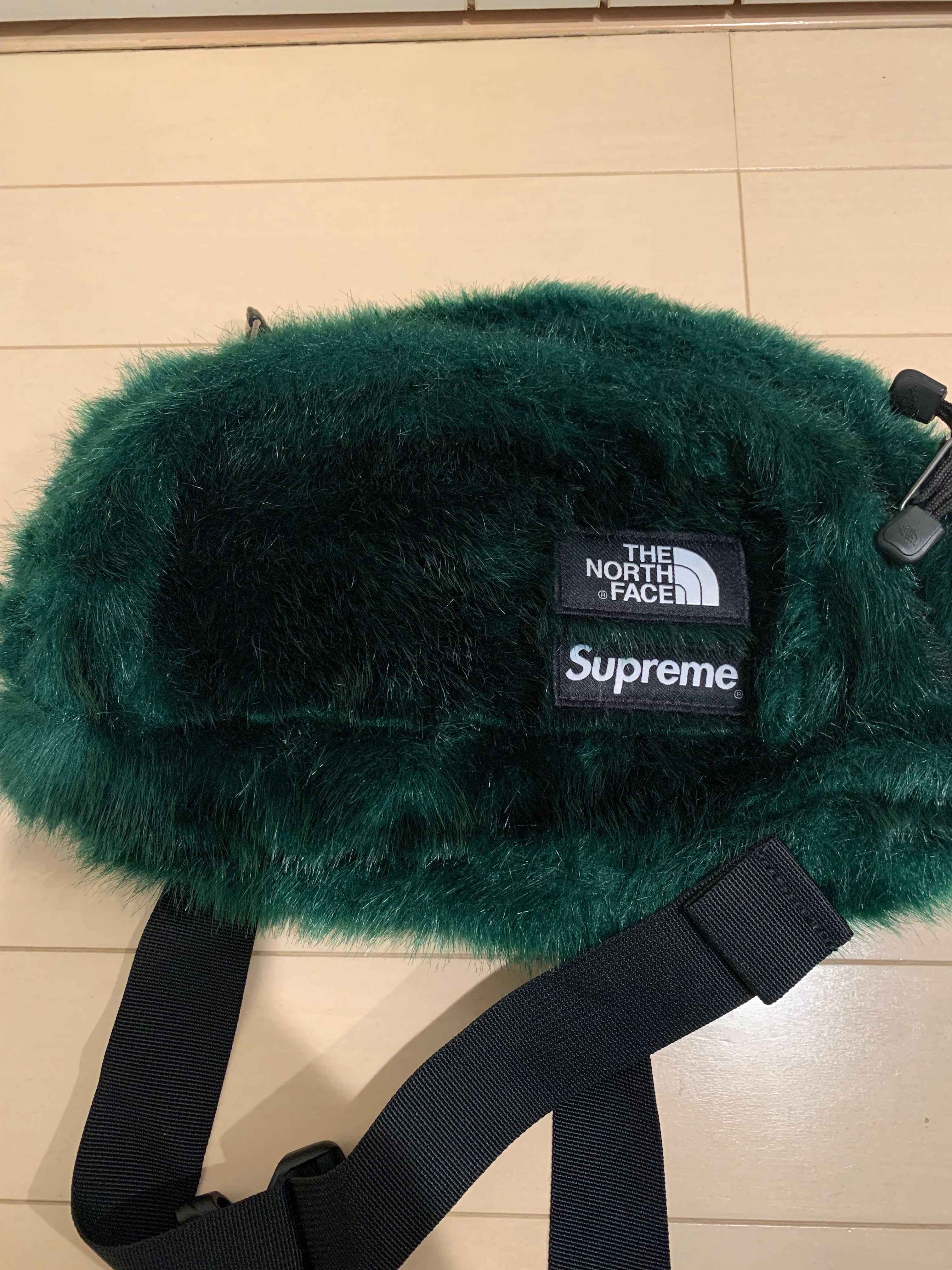 Supreme x The North Face Faux Fur Waist Bag "Green" NM82093I / NF0A5G87