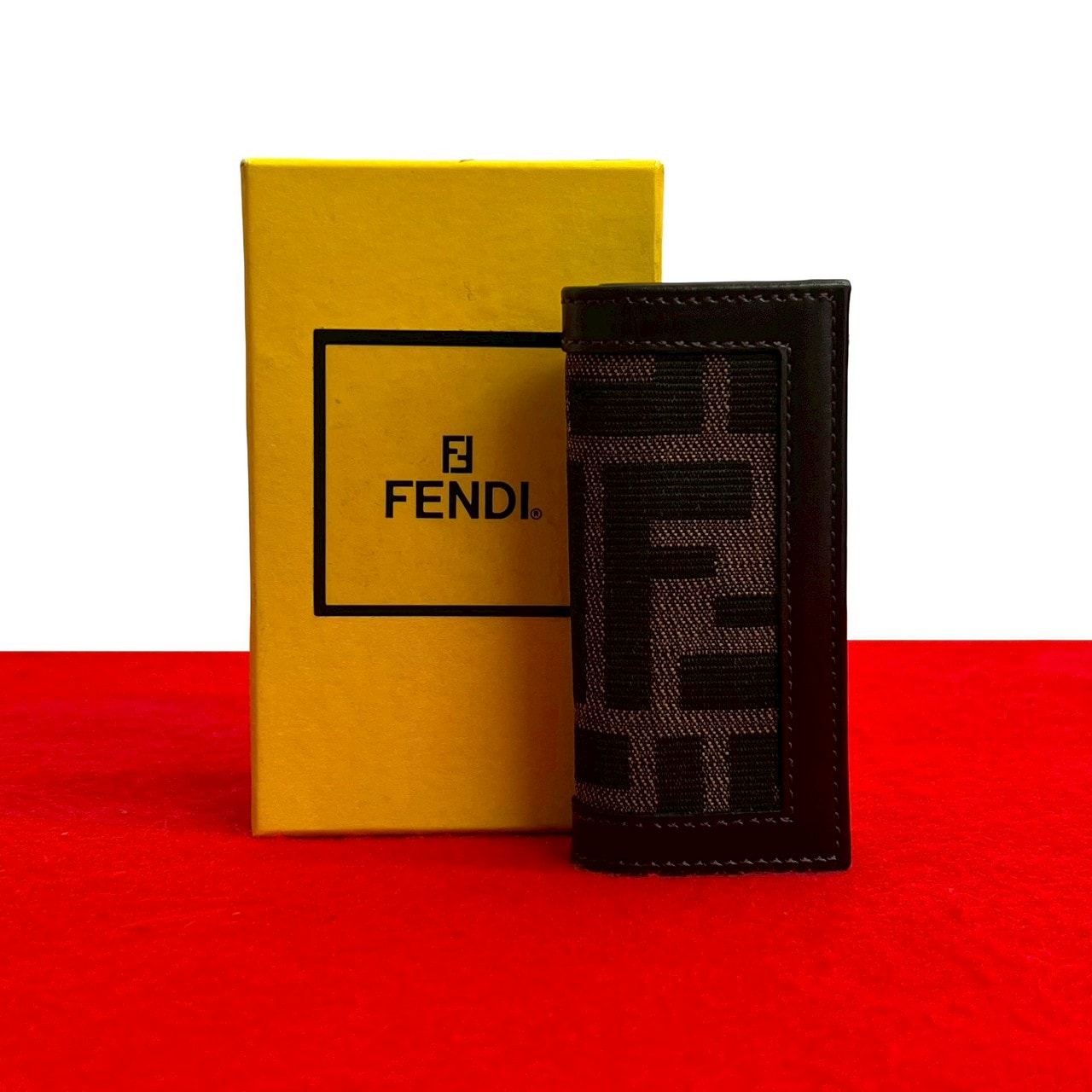 FENDI フェンディ ズッカ FF 柄 レザー キャンバス キーケース ブラウン
22769
