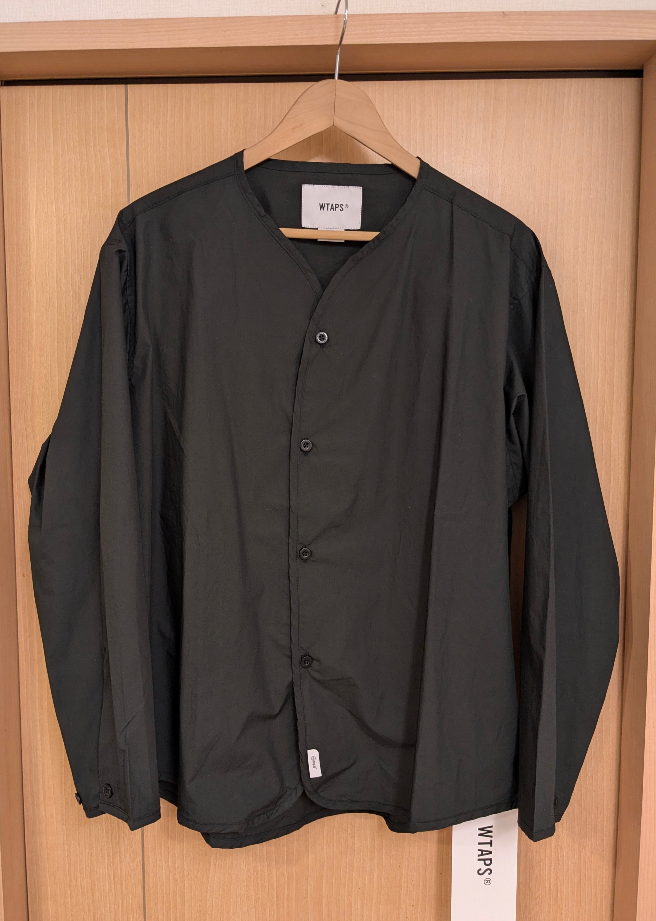 WTAPS Scout 01 / LS / Cotton. Broadcloth "Black"