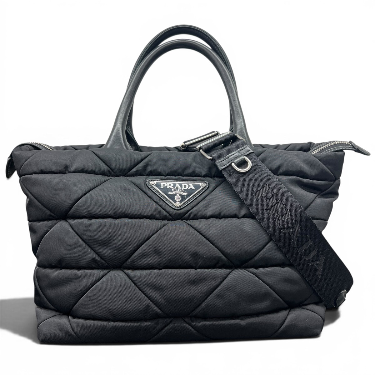 PRADA 美品 プラダ ミディアム パデッド Re-Nylon トートバッグ 2way ハンドバッグ ショルダーバッグ リナイロン 1BG436 RFID確認済 ナイロン ブラック トライアングルロゴ 三角プレート ロゴプレート ABランク 鑑定済 中古