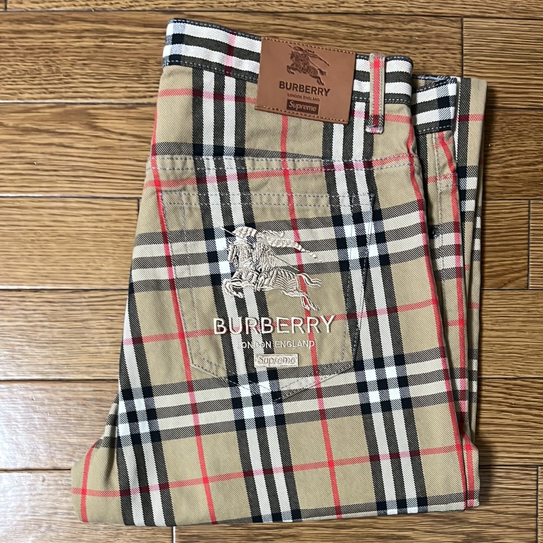 Supreme / Burberry Regular Jean "Beige"