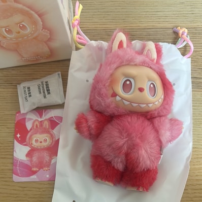 POP MART THE MONSTERS (LABUBU) Big into Energy Series Plush Pendant LOVE