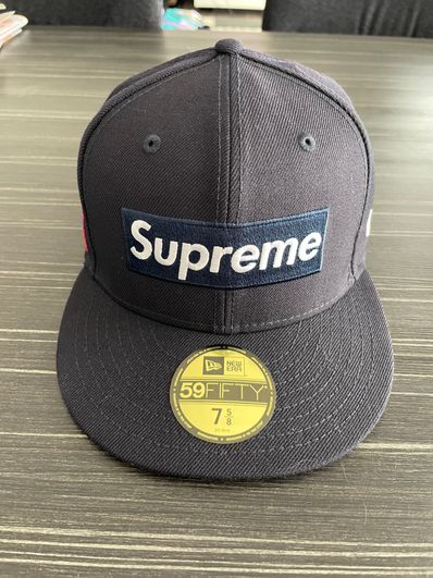 Supreme World Famous Box Logo New Era® "Navy"