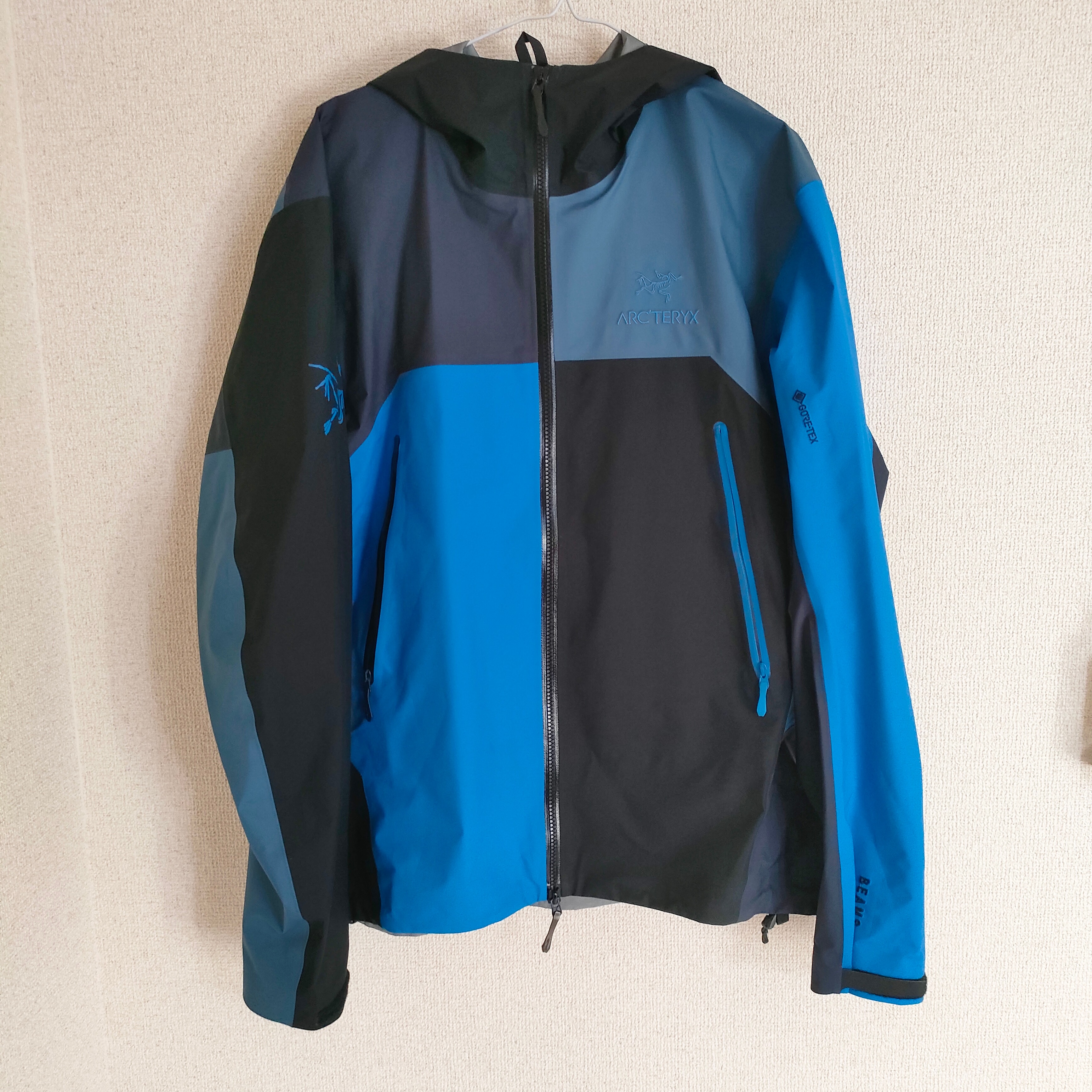 ARC'TERYX x BEAMS Men's Beta Jacket "Boro Blue" X000006534