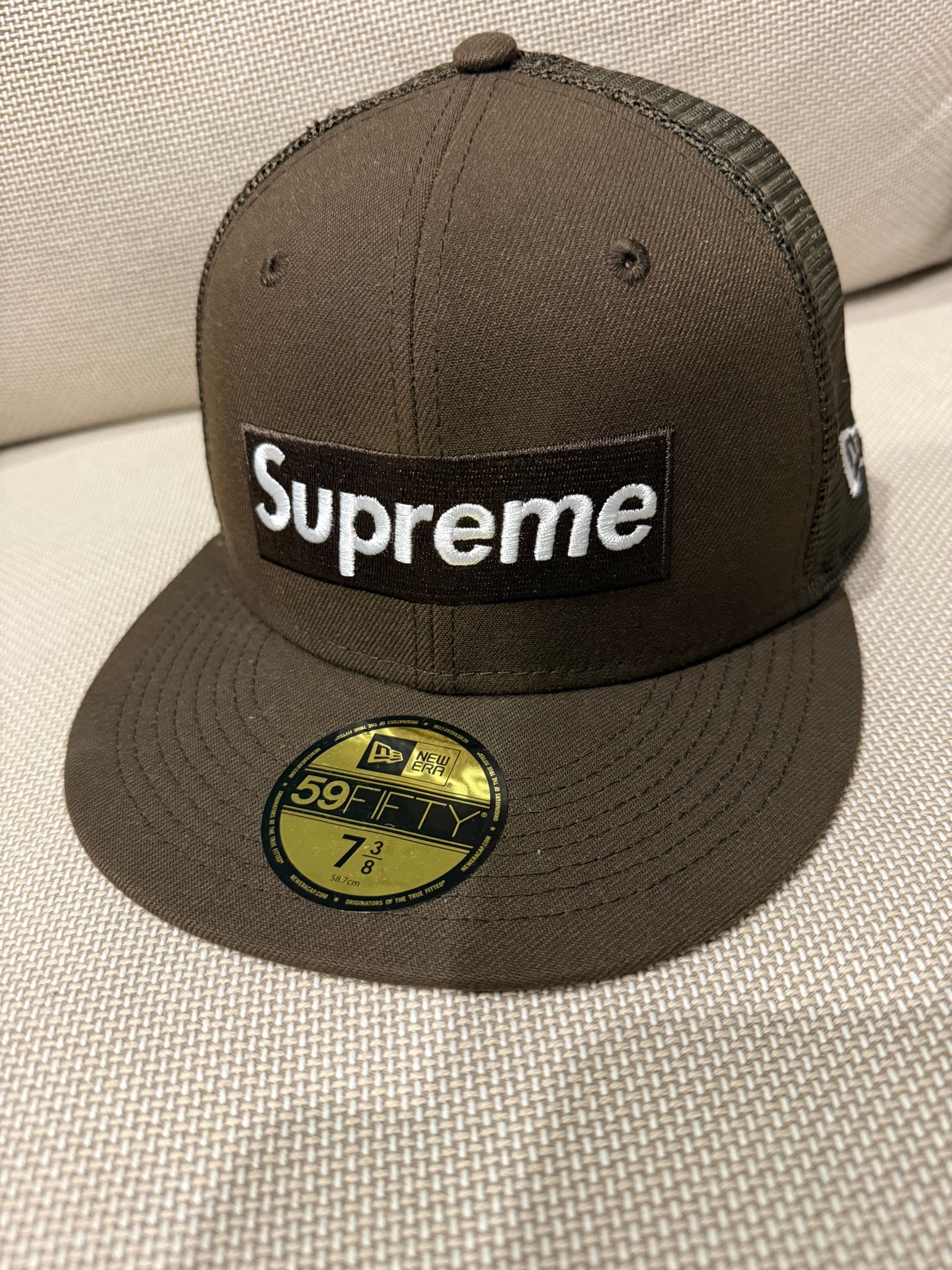Supreme Box Logo Mesh Back New Era "Brown" (22SS)