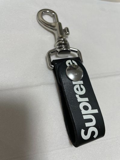 Supreme Leather Key Loop "Black"
