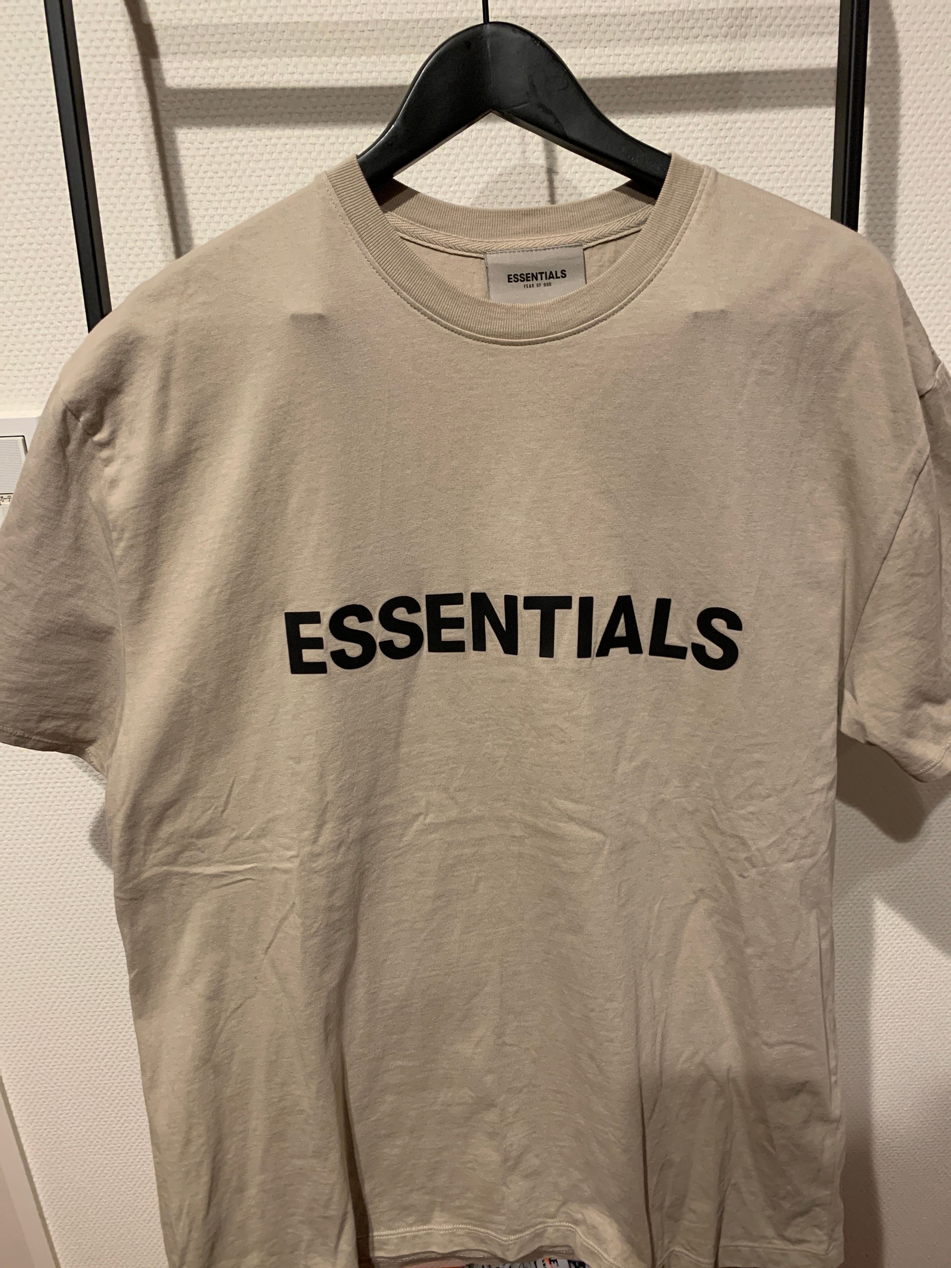 FEAR OF GOD ESSENTIALS 3D Silicon Applique Boxy T-Shirt "Moss"