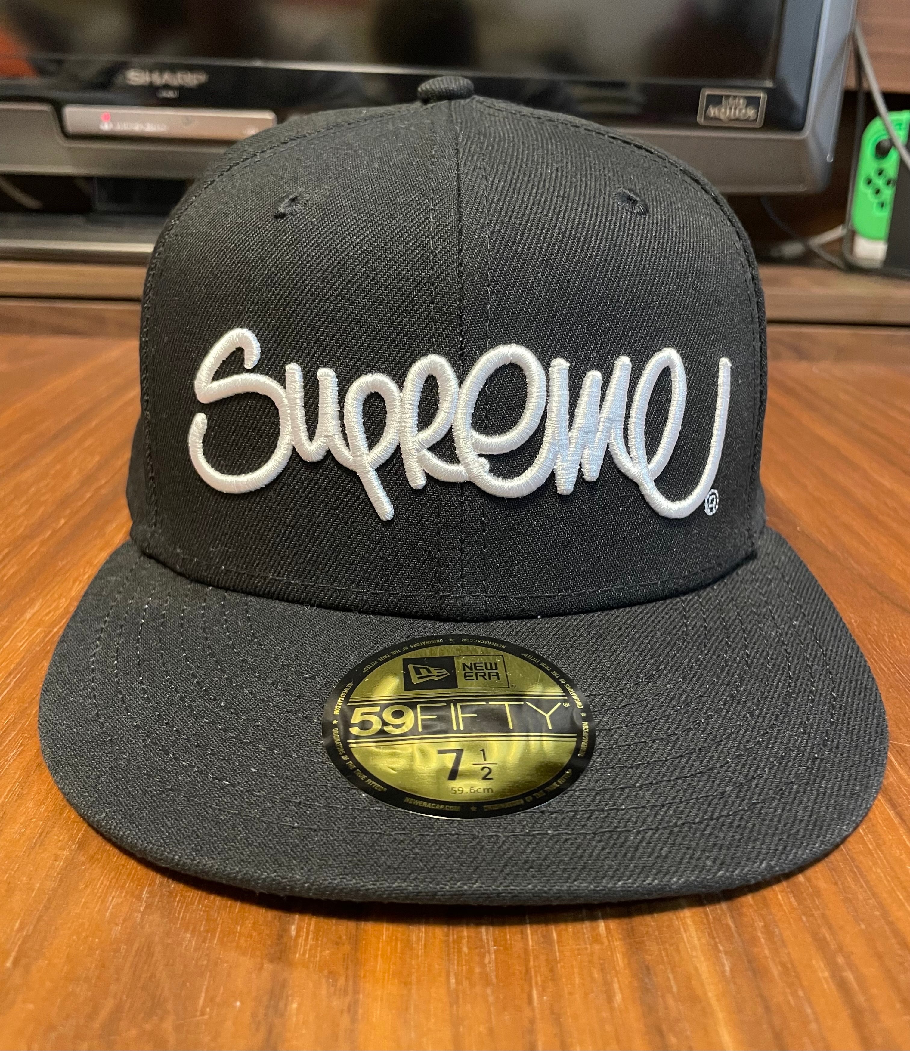 Supreme Handstyle New Era "Black"