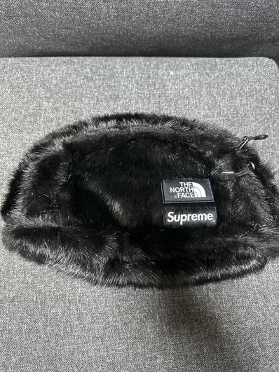 Supreme x The North Face Faux Fur Waist Bag "Black" NM82093I / NF0A5G87