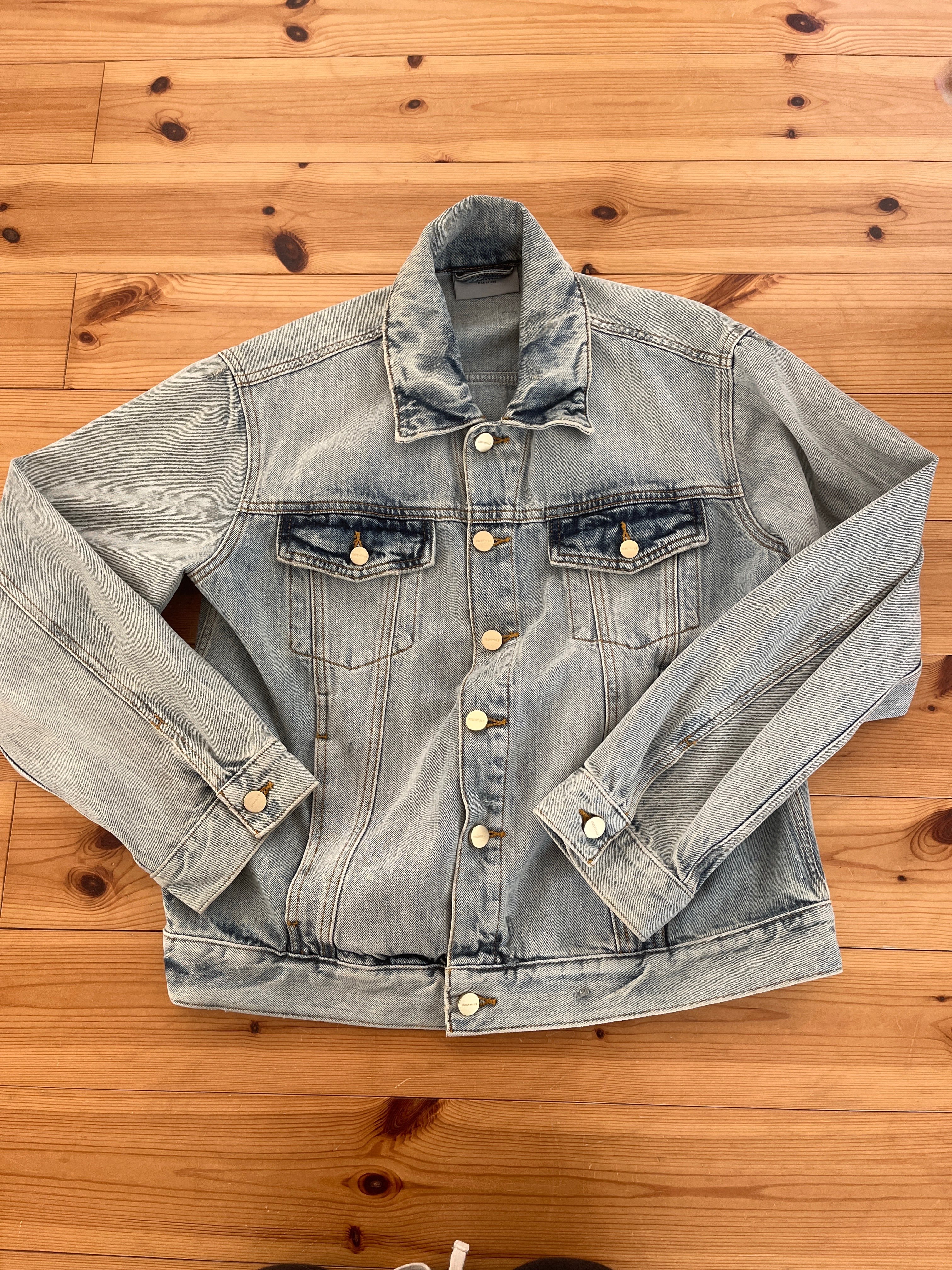 FEAR OF GOD ESSENTIALS Denim Trucker Jacket "Light Indigo"