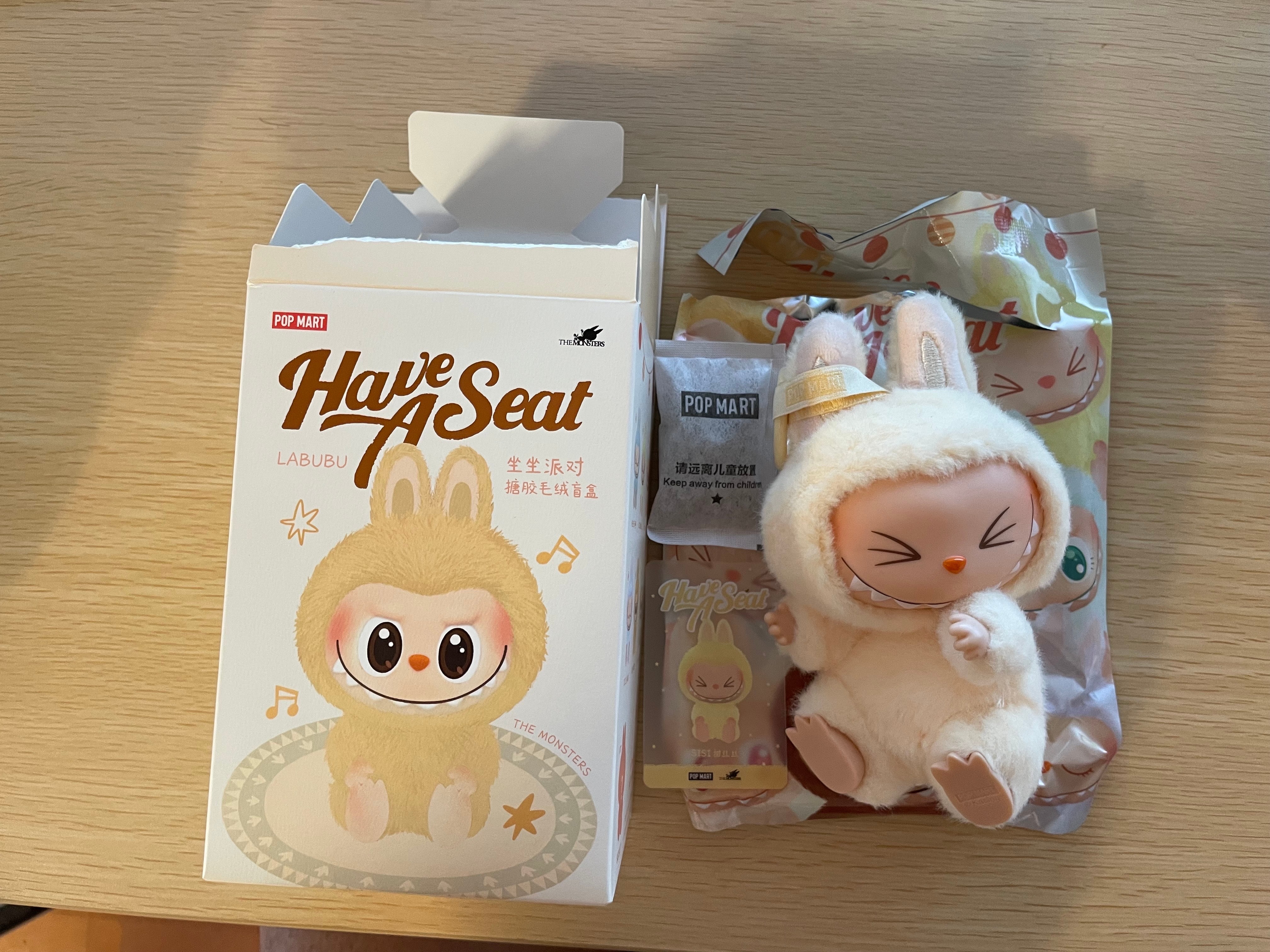 POP MART THE MONSTERS (LABUBU) Have a Seat Plush Series SISI