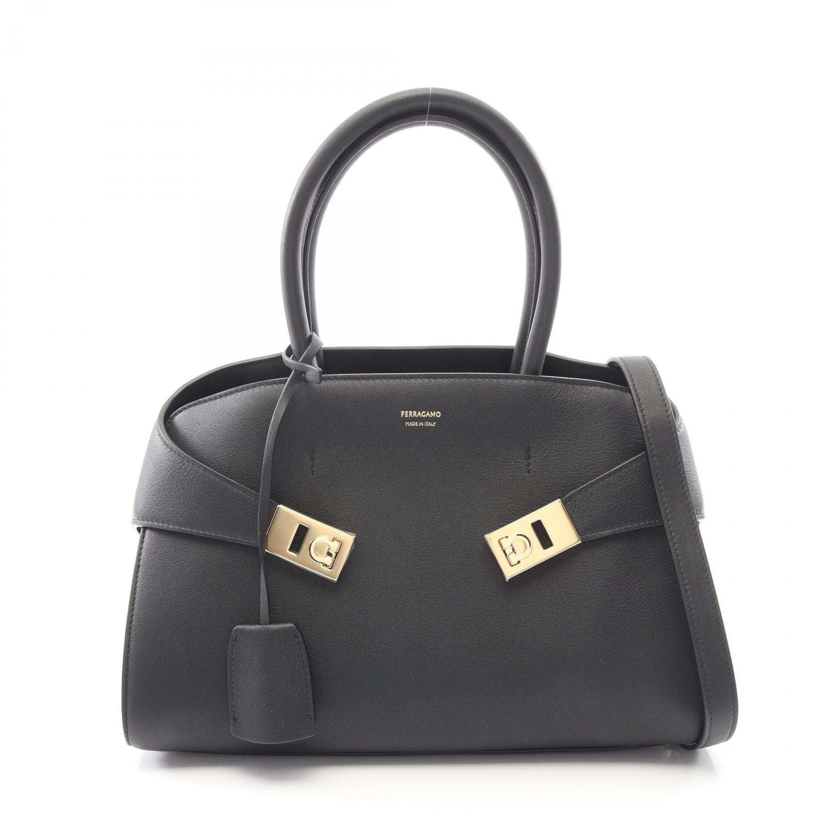 サルヴァトーレフェラガモ Salvatore Ferragamo HUG ハグ スモール ハンドバッグ バッグ レザー レディース ブラック系 215608766758001 【新品】