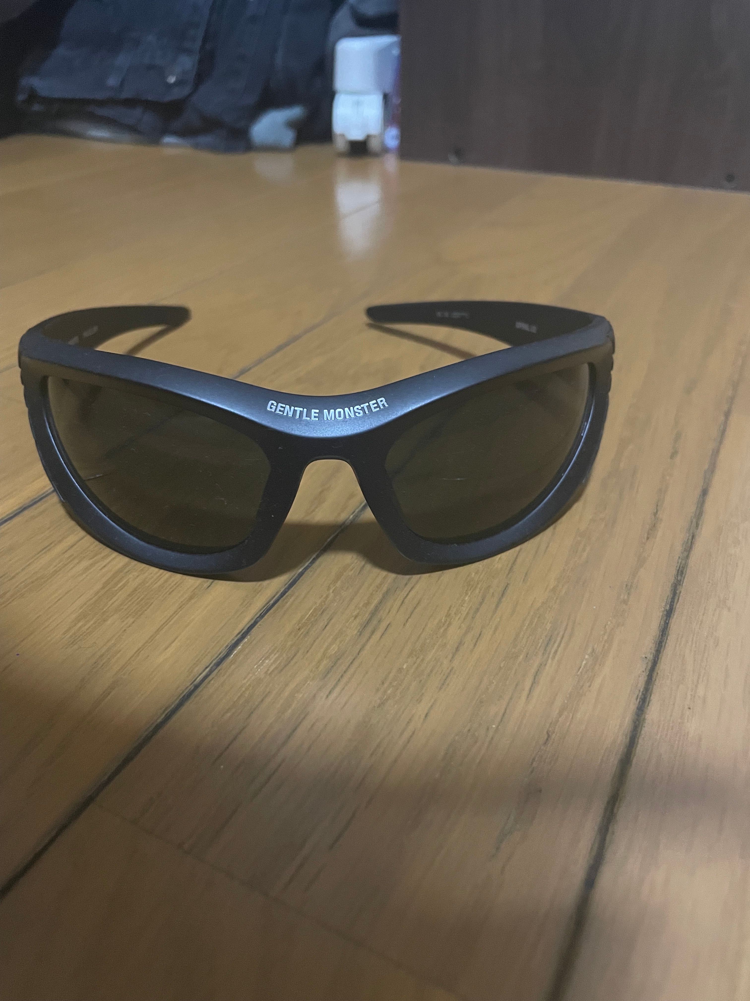 Mugler x Gentle Monster Spiral 02 M01 "Black"