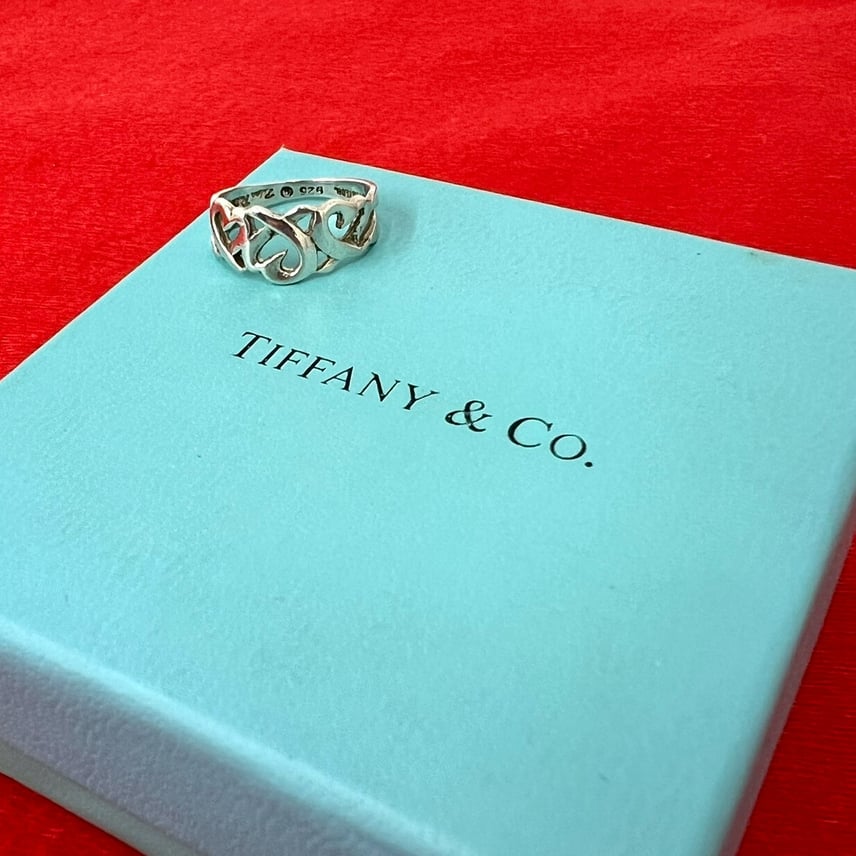 B (目立った傷や汚れなし)】TIFFANY&Co. ティファニー ラビングハート B (目立った傷や汚れなし)】TIFFANY&Co. ティファニー ラビングハート
