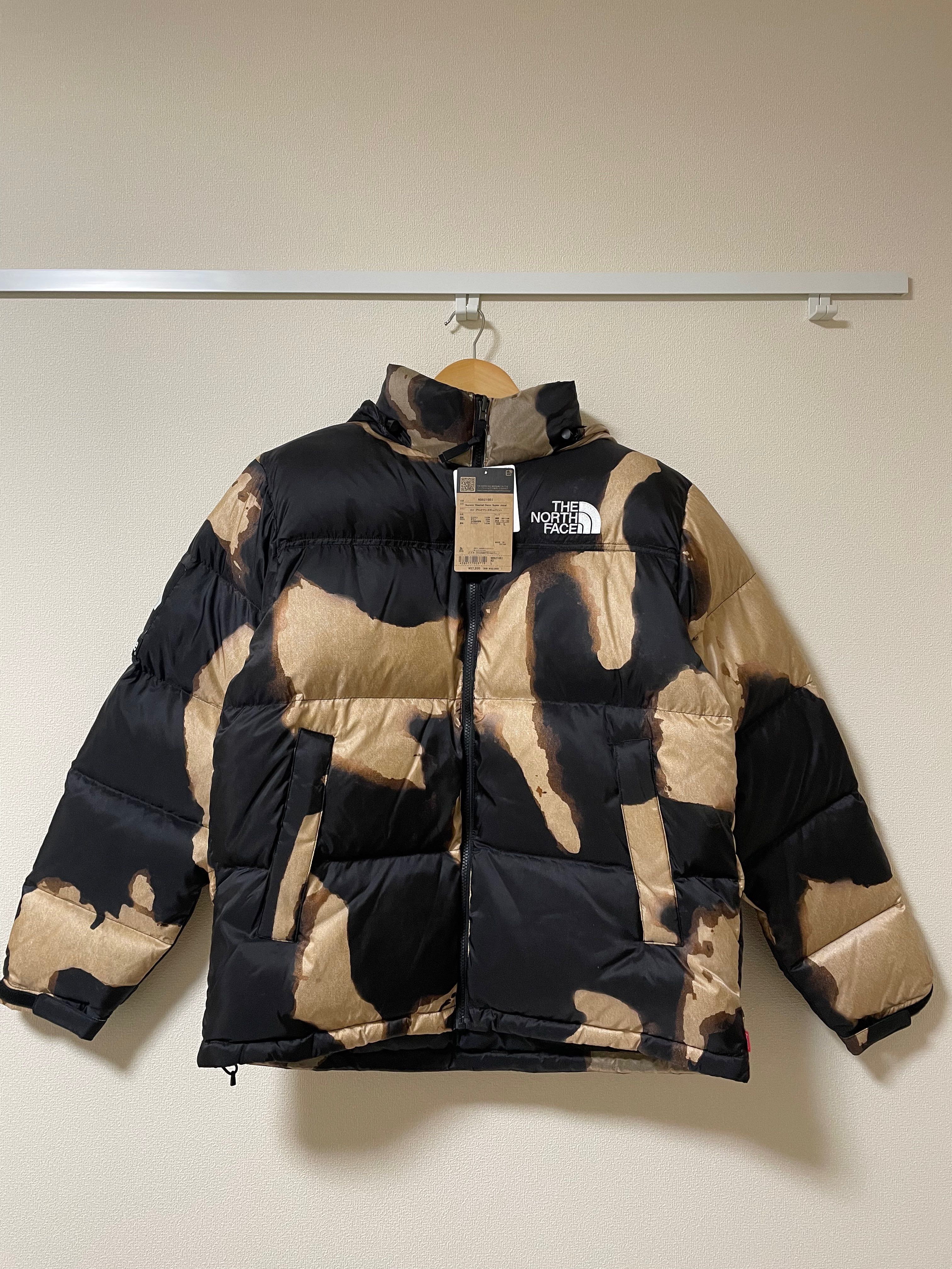 Supreme x The North Face Bleached Denim Print Nuptse Jacket "Black"