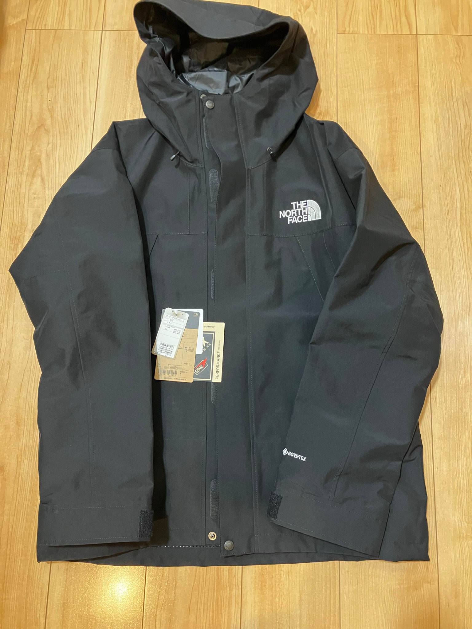 The North Face Mountain Jacket "Black"