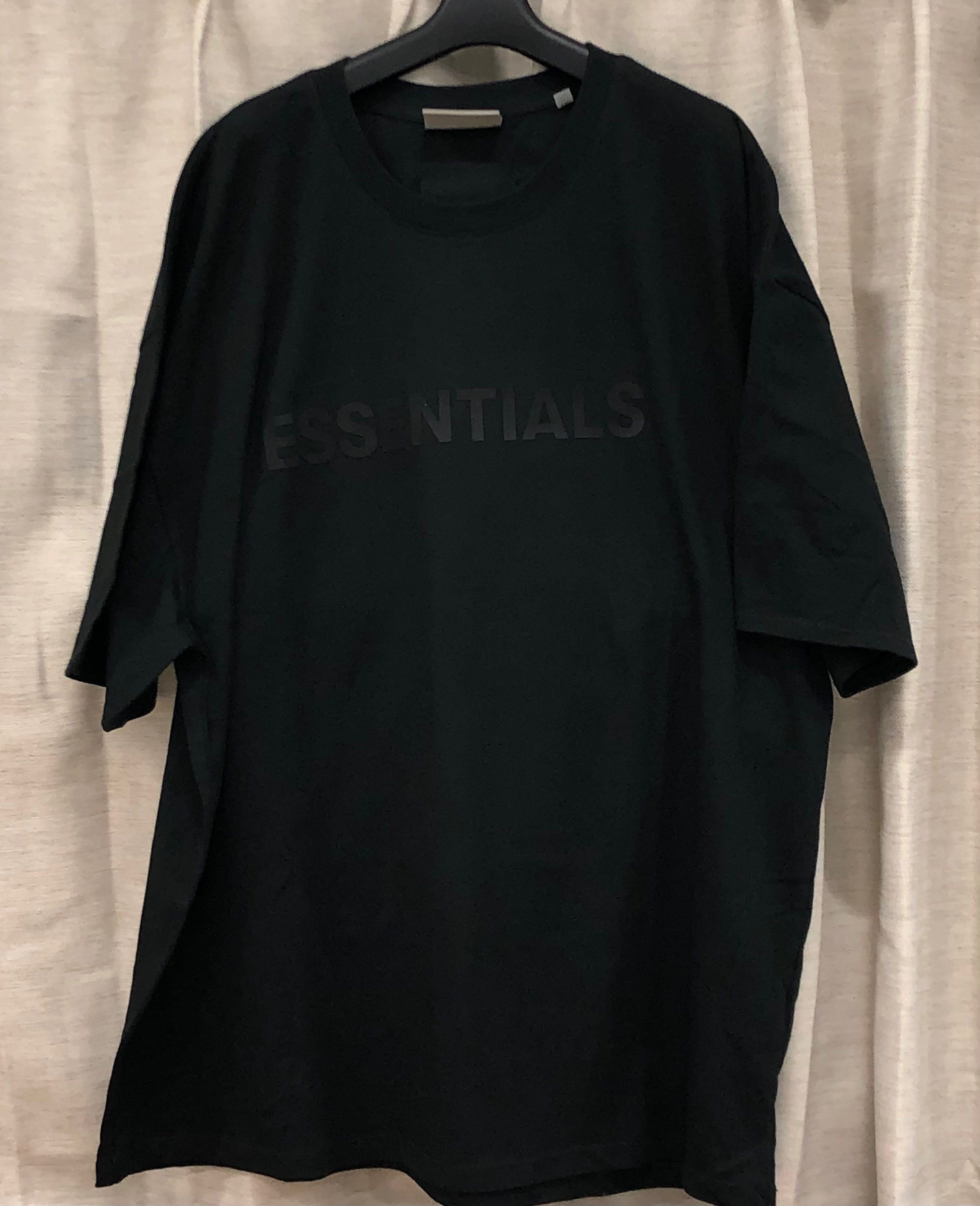 FEAR OF GOD ESSENTIALS 3D Silicon Applique Boxy T-Shirt "Black"