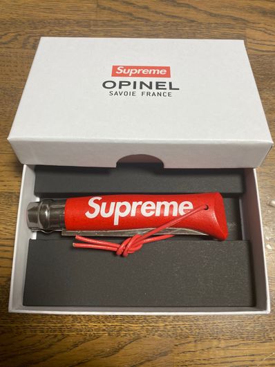 Supreme x Opinel No.08 Folding Knife "Red"