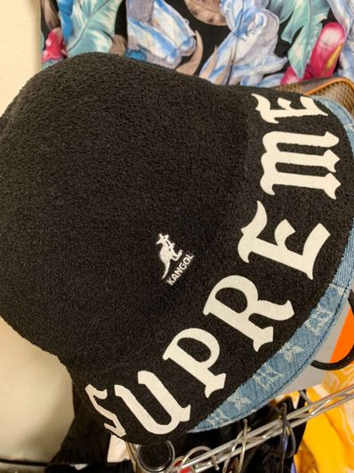 Supreme / Kangol® Bermuda 504 Hat "Black"