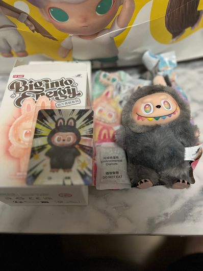 POP MART THE MONSTERS (LABUBU) Big into Energy Series Plush Pendant ID (Secret)