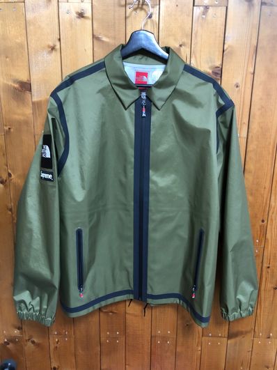 Supreme x The North Face Summit Series Outer Tape Seam Coaches Jacket "Olive"