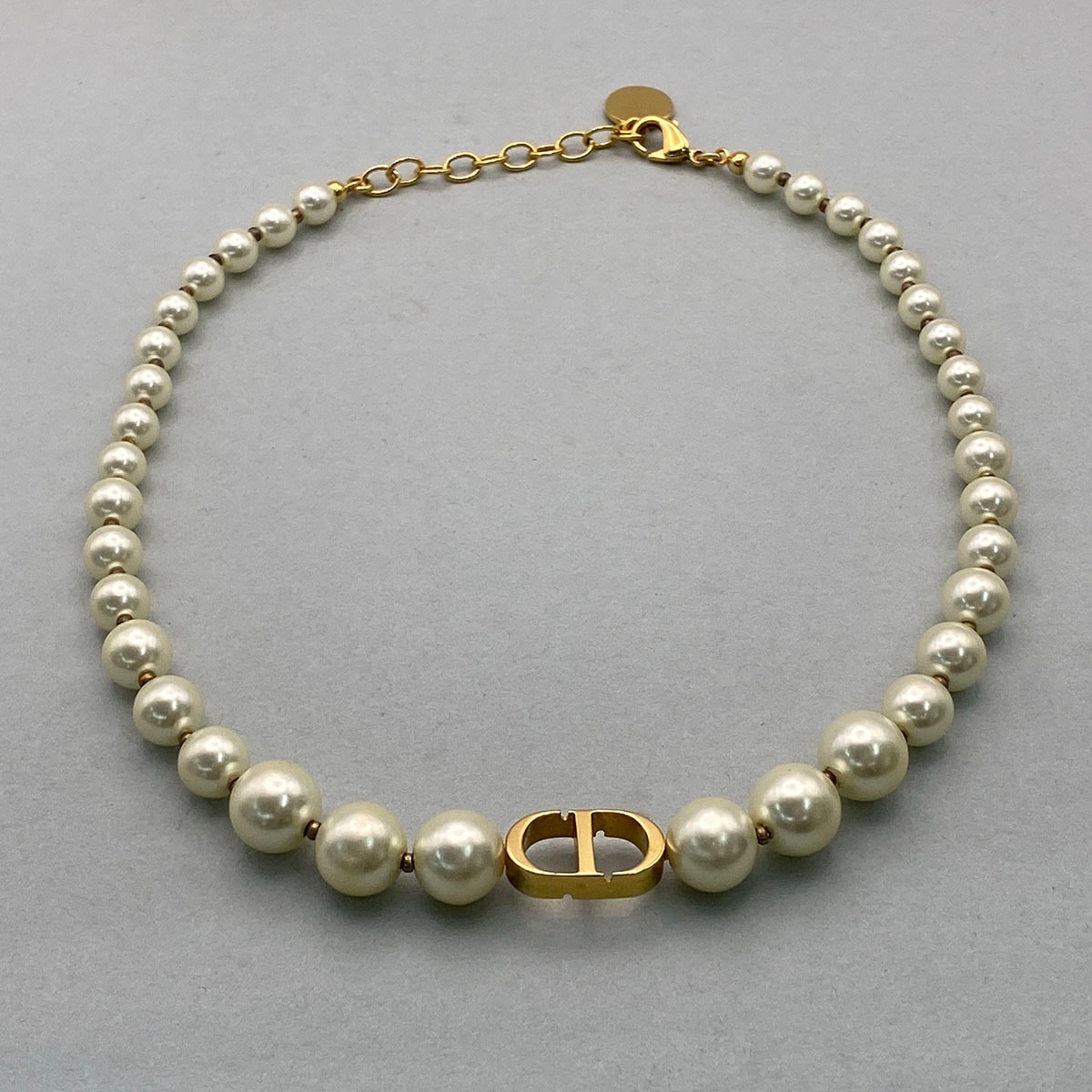 Christian Dior クリスチャンディオール MONTAIGNE 30 モンテーニュ パールネックレス チョーカー ネックレス N1116MTGRS_D301 ゴールド  レディース【中古】