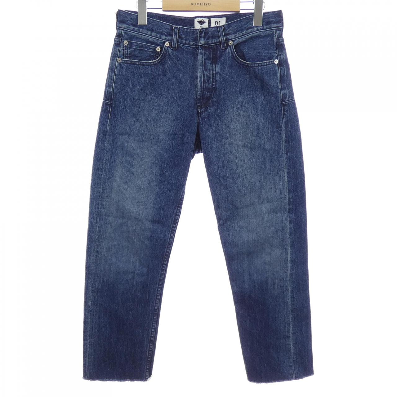 クリスチャンディオール CHRISTIAN DIOR ボーイフレンドジーンズ 30 MONTAIGNE 912P01A3319 ジーンズ