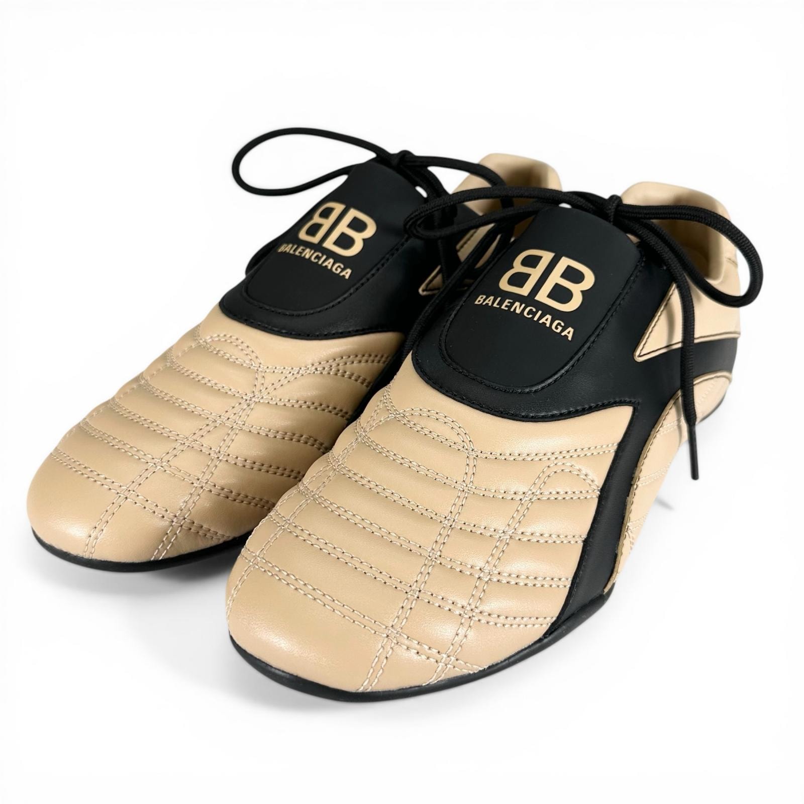 未使用品 バレンシアガ スニーカー ZEN SNEAKER ベージュ メンズ 26cm 617540