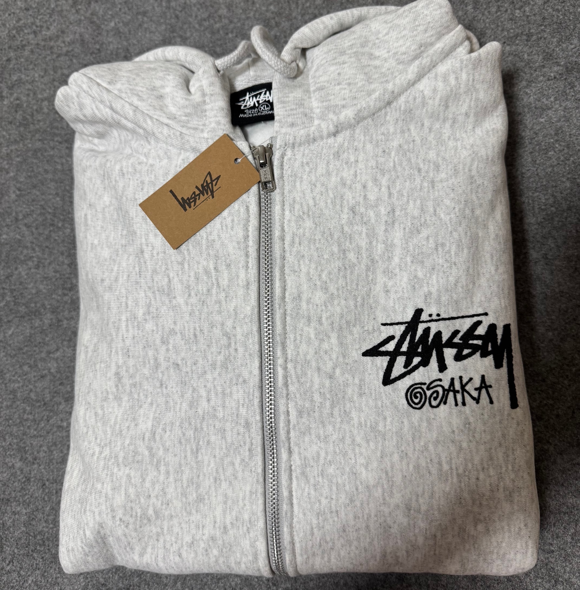 stussy osaka ジップアップパーカ