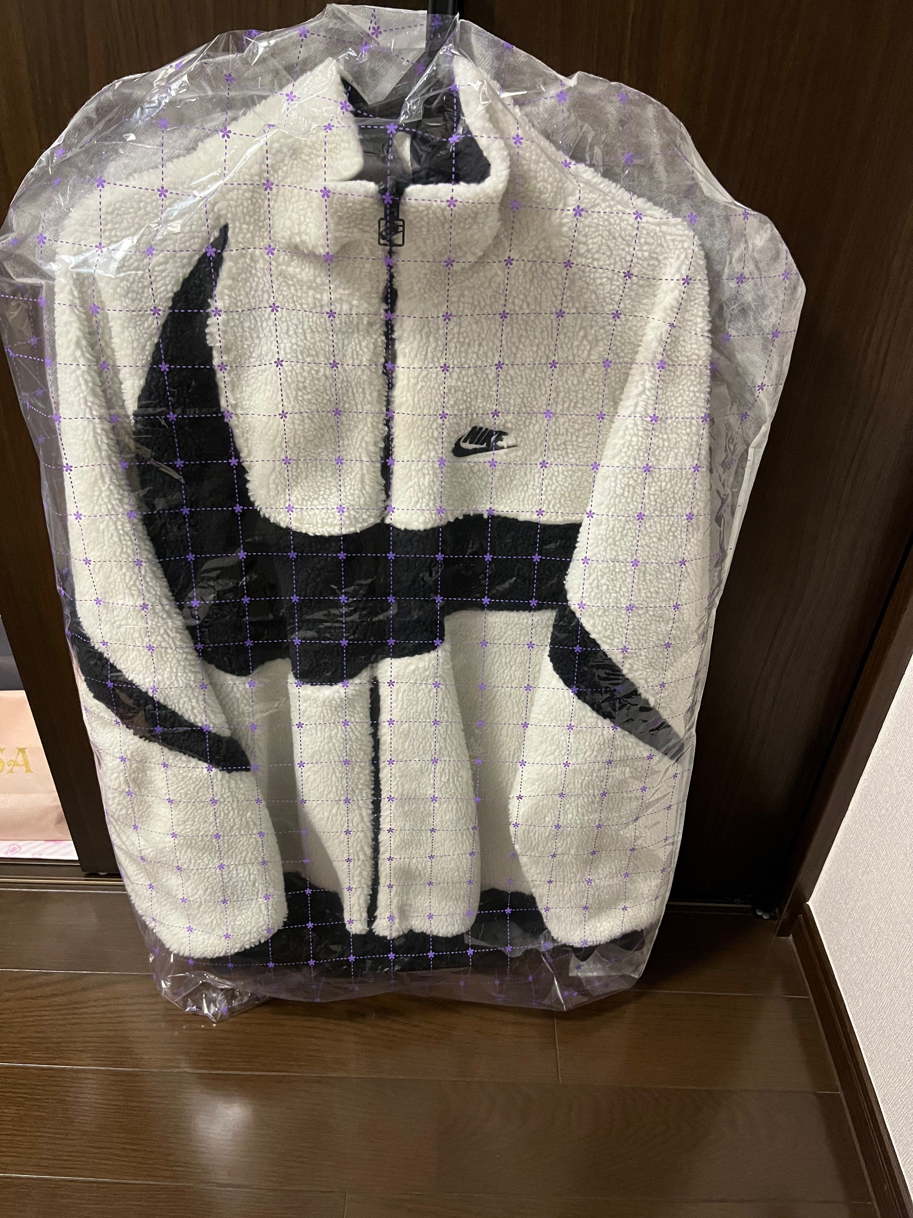 Nike Big Swoosh Reversible Boa Jacket "Sail/Dark Obsidian"