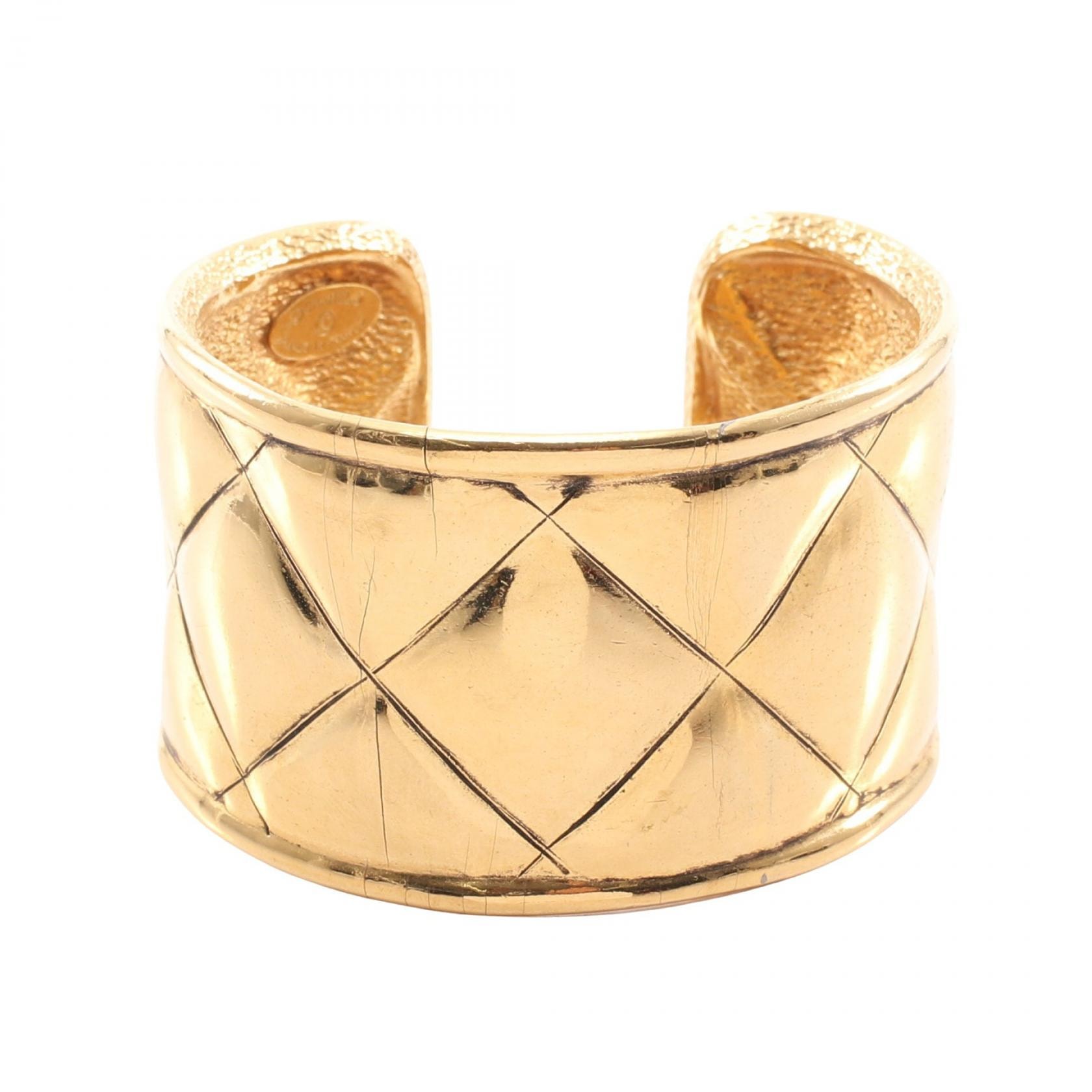 シャネル CHANEL マトラッセ ヴィンテージ バングル アクセサリー GP(ゴールドメッキ) レディース ゴールド系 【中古】