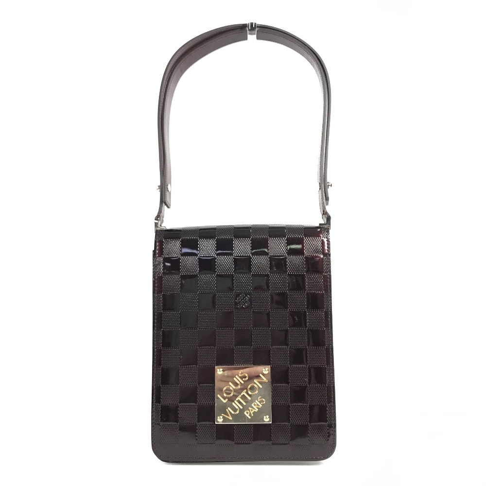 ルイヴィトン LOUIS VUITTON クラブ  M92129 ダミエヴェルニ  カバン 肩掛け  フラップ ショルダーバッグ カーマイン パープル