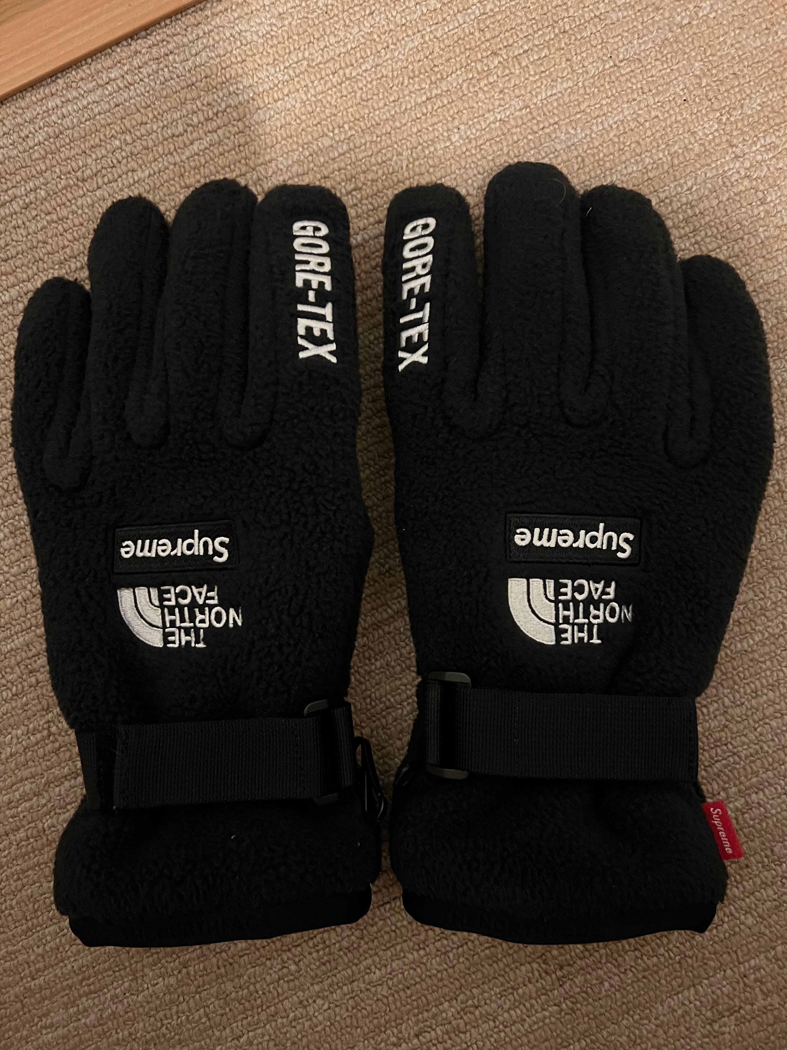 Supreme x The North Face RTG Fleece Gloves "Black"