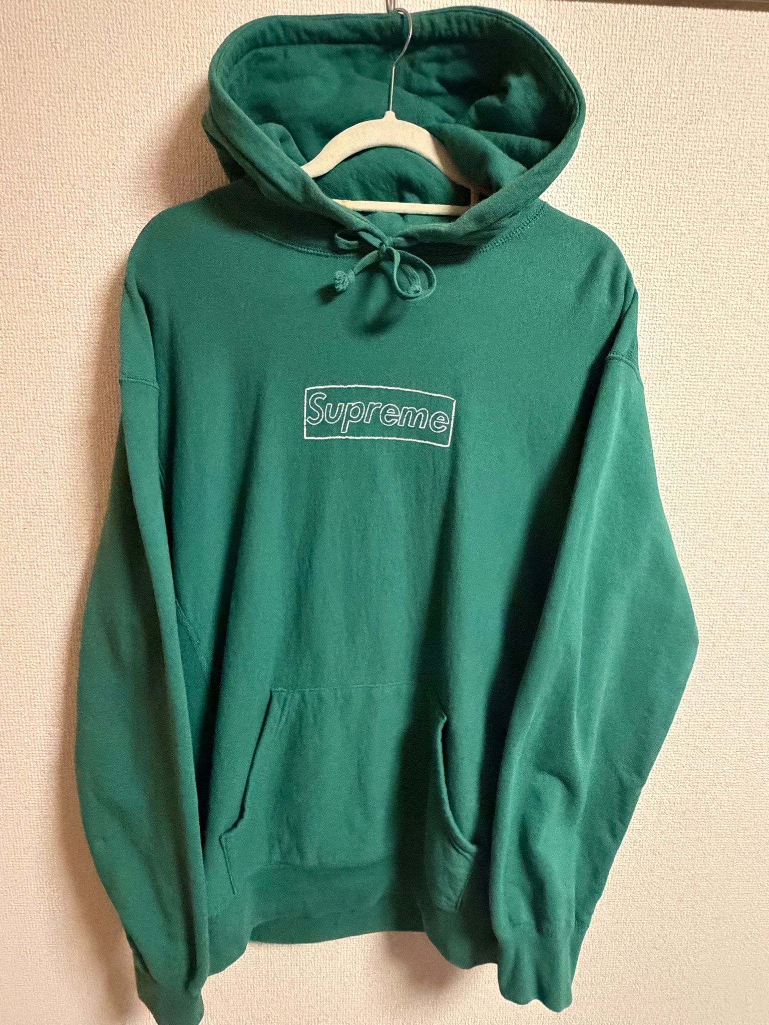 Supreme x KAWS Chalk Logo Hooded Sweatshirt "Green"(2021)