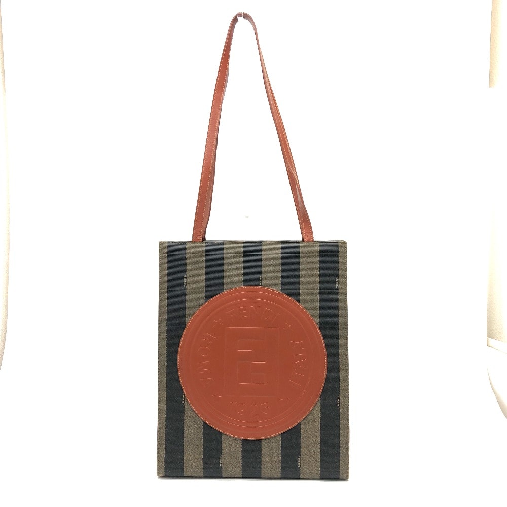 フェンディ FENDI ペカン ロゴ トートバッグ カバン 肩掛け バック 肩掛けバック トートバッグ PVC カーキ