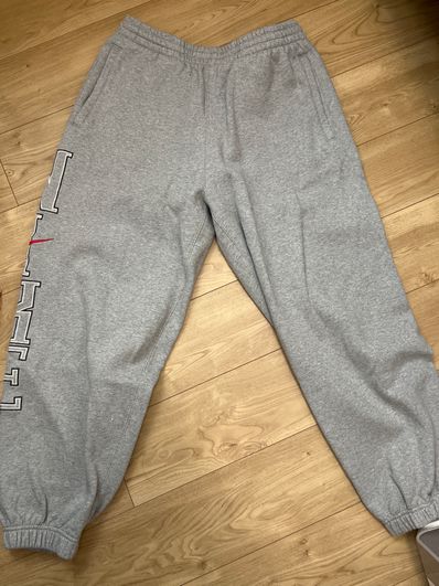 Supreme x Nike Sweatpant "Heather Grey"