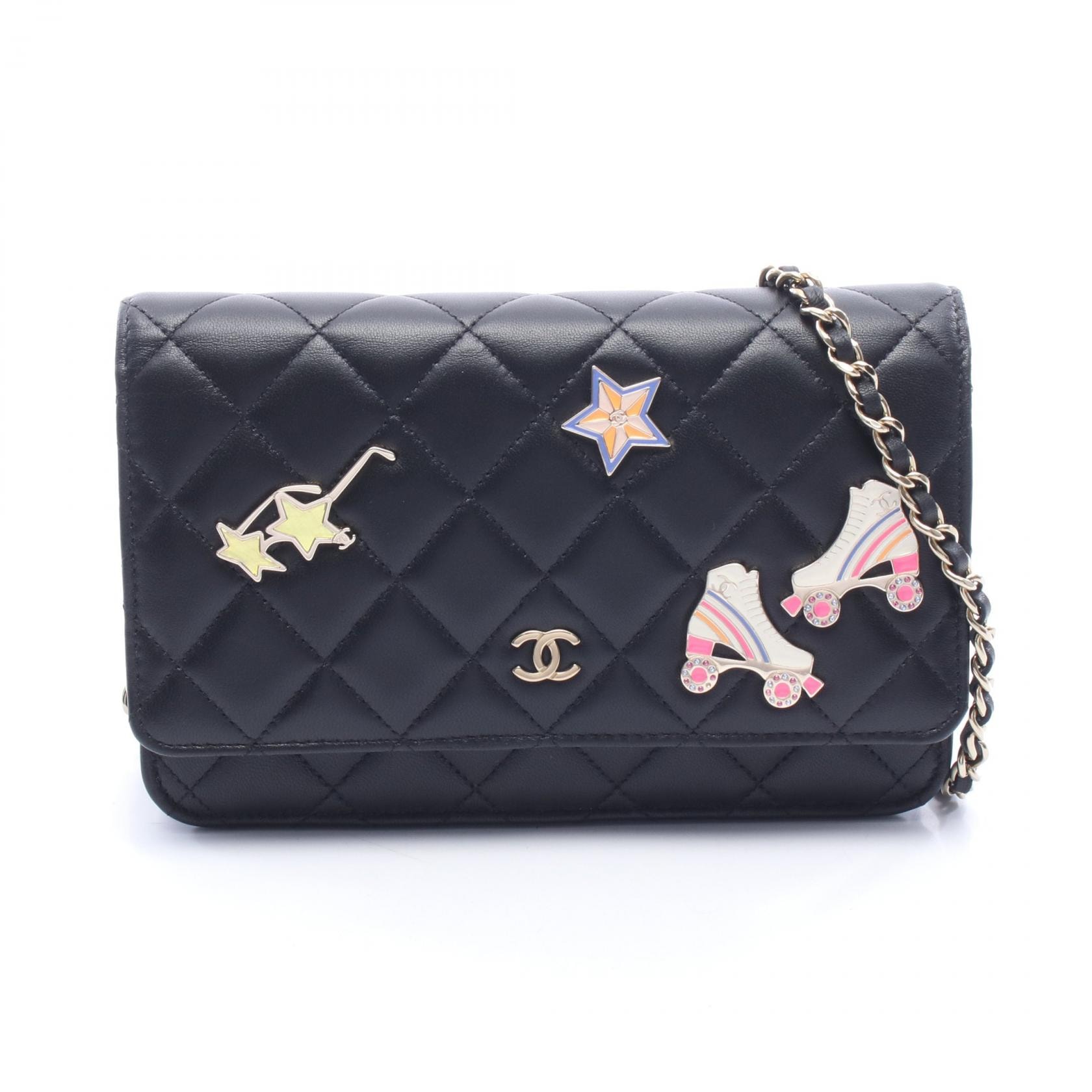 シャネル CHANEL マトラッセ ショルダーバッグ バッグ ラムスキン(羊革) レディース ブラック系 AP0250 【中古】
