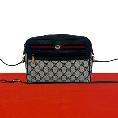 GUCCI グッチ シェリーライン GG ロゴ 金具 PVC レザー ショルダーバッグ ネイビー
67815