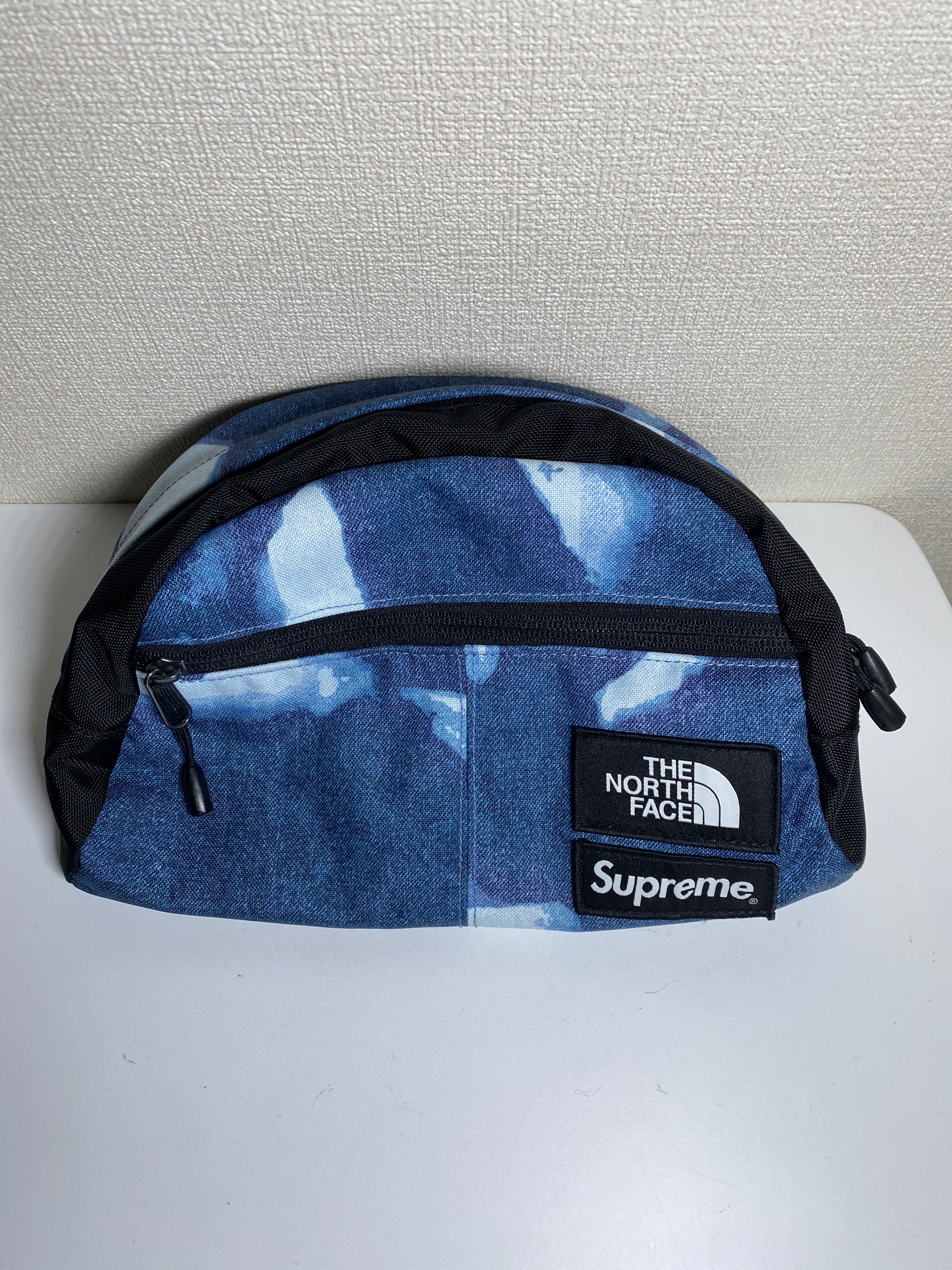 Supreme x The North Face Bleached Denim Print Roo II "Indigo"