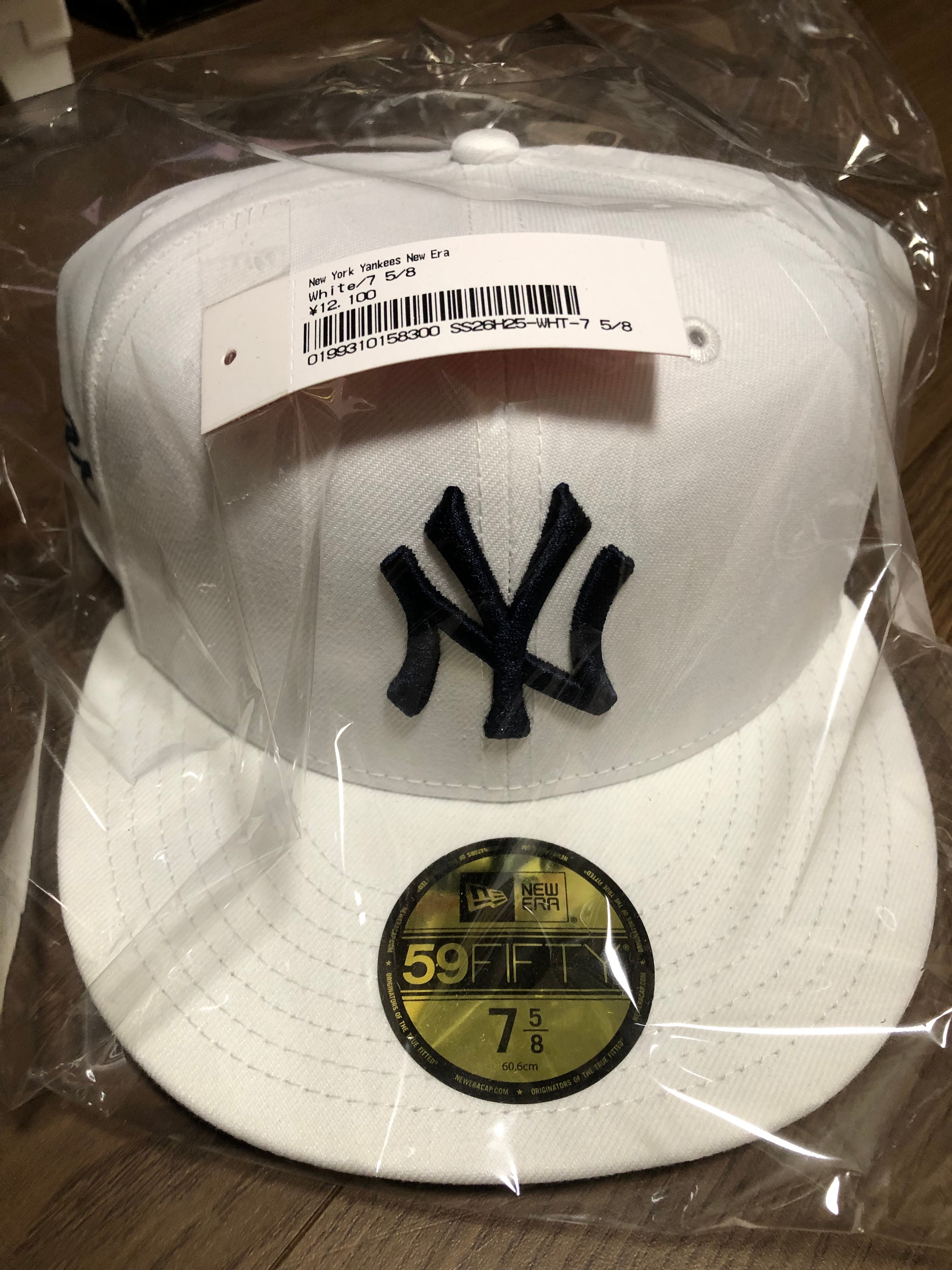 Supreme x New York Yankees New Era "White"