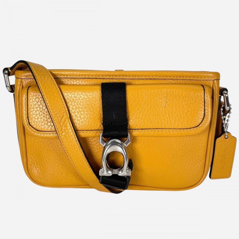 COACH コーチ ショルダーバッグ ベック 斜め掛け CM335  ペブルレザー   イエロー シルバー金具 レディース【中古品】