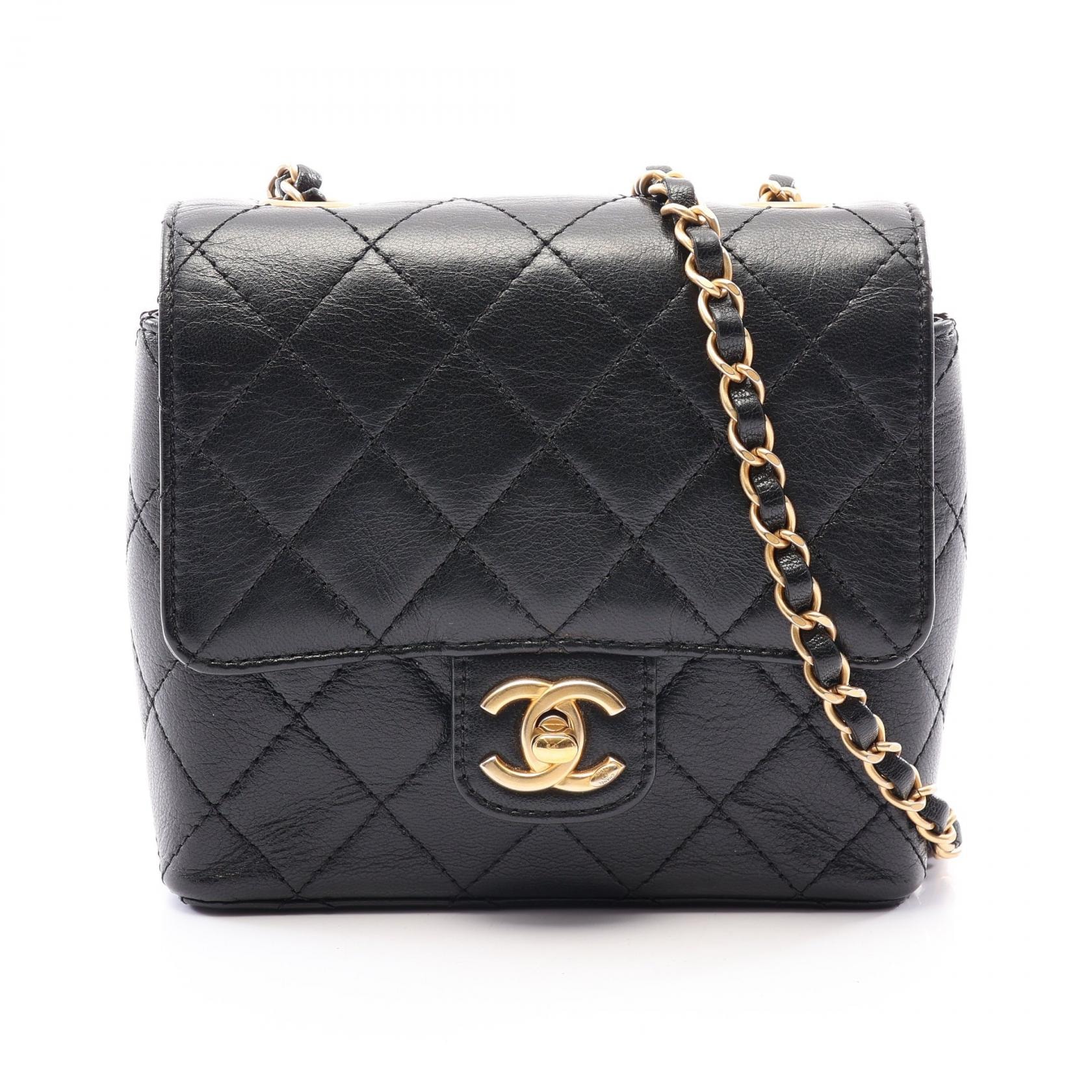 シャネル CHANEL マトラッセ ショルダーバッグ バッグ レザー レディース ブラック系 【中古】