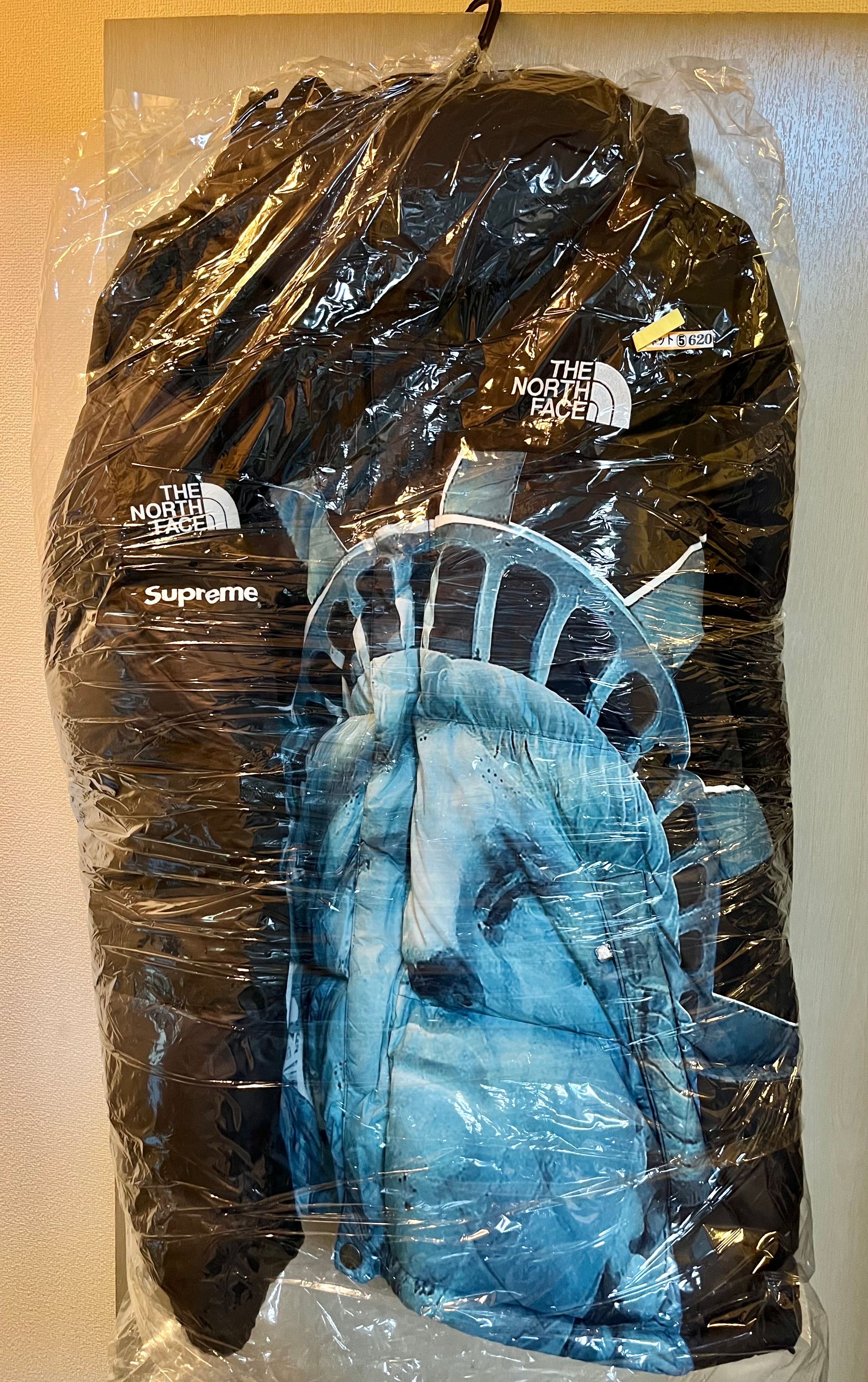 Supreme x The North Face Statue of Liberty Baltoro Jacket "Black"