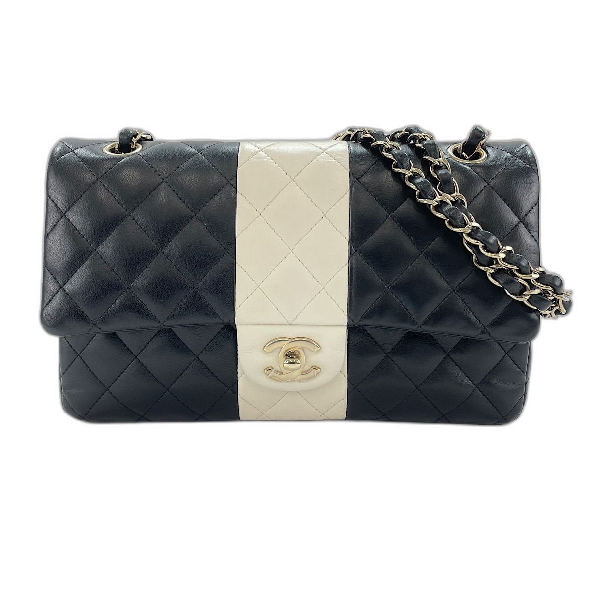 シャネル CHANEL マトラッセ 25 ショルダーバッグ ラムスキン【中古】
