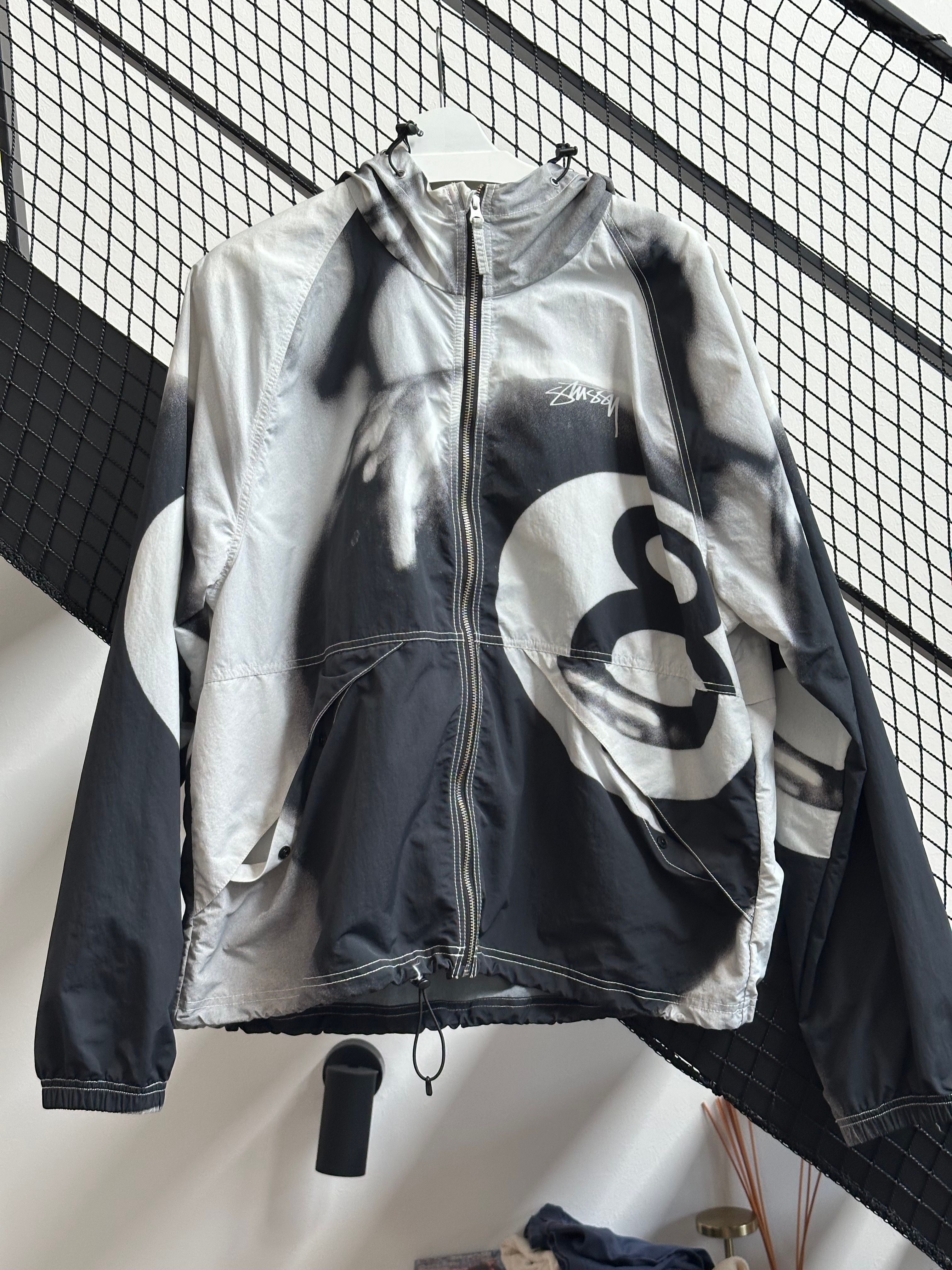 Stussy 8 Ball Beach Shell "Grayscale"