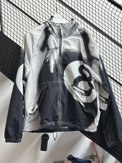 Stussy 8 Ball Beach Shell "Grayscale"