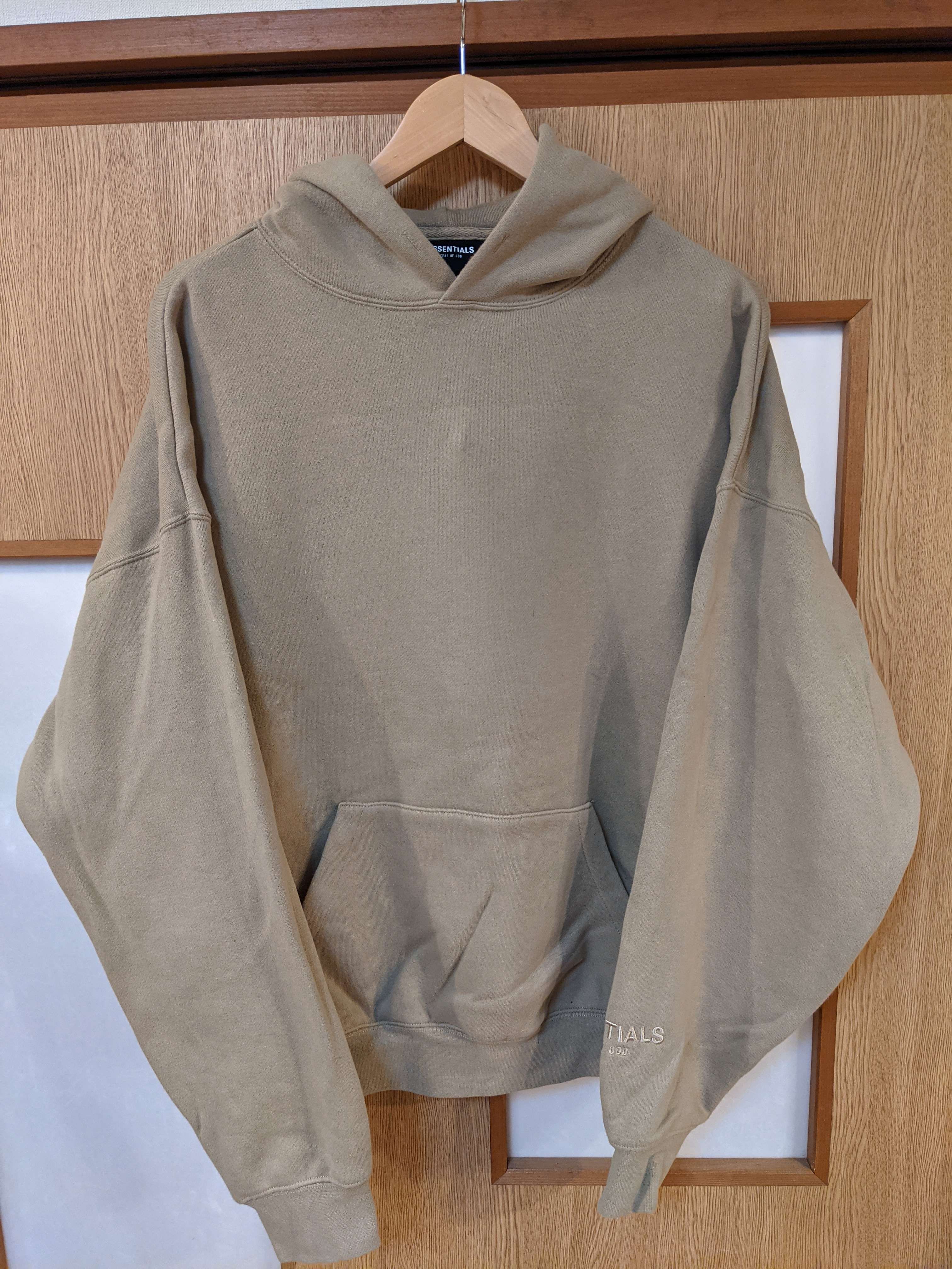 FEAR OF GOD ESSENTIALS Pullover Hoodie "Tan"